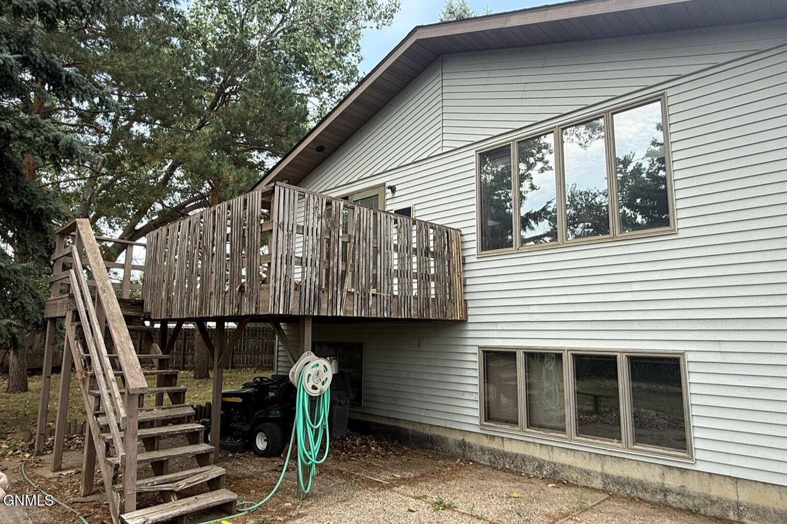 main property photo 49