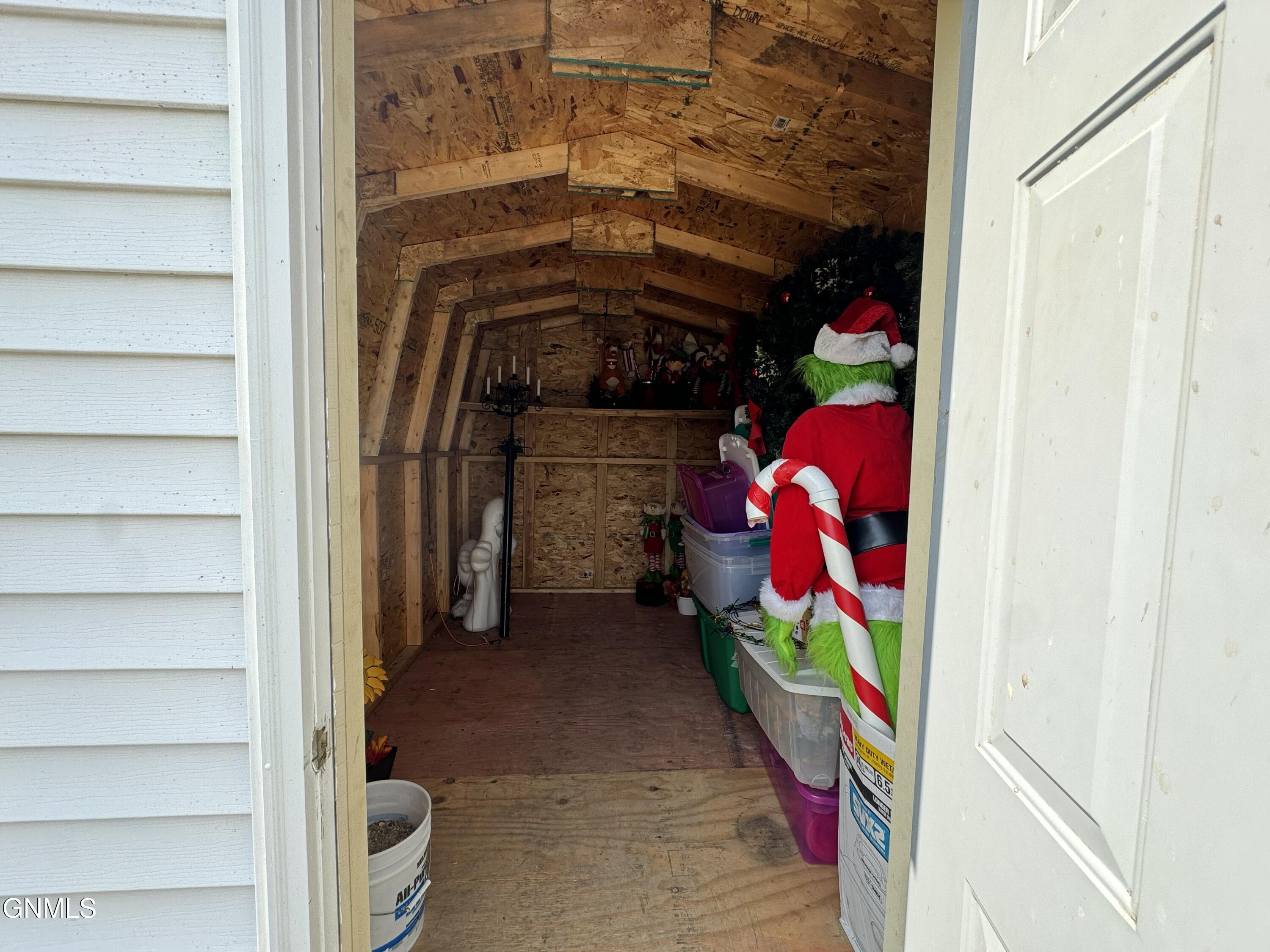 main property photo 60