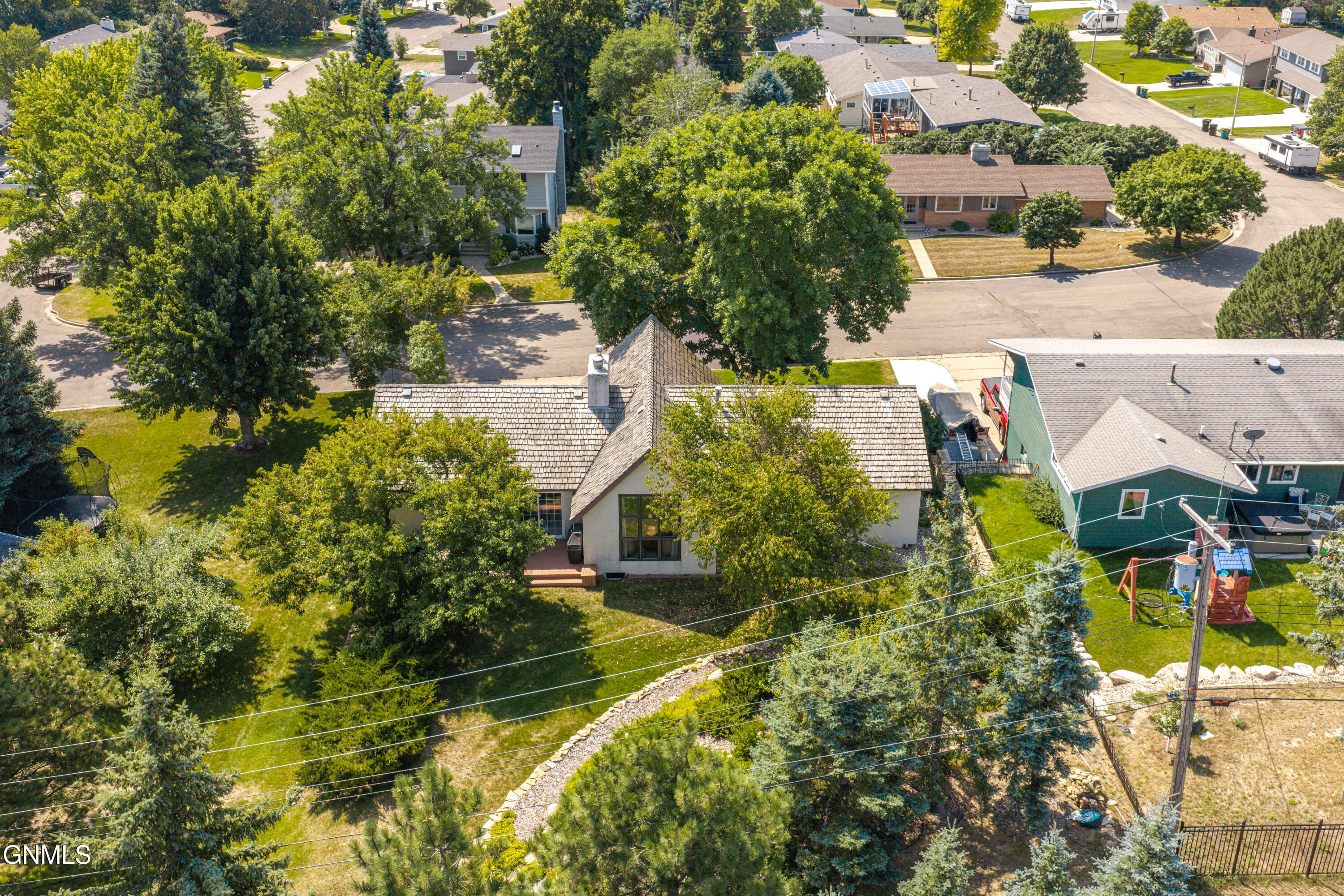 main property photo 109
