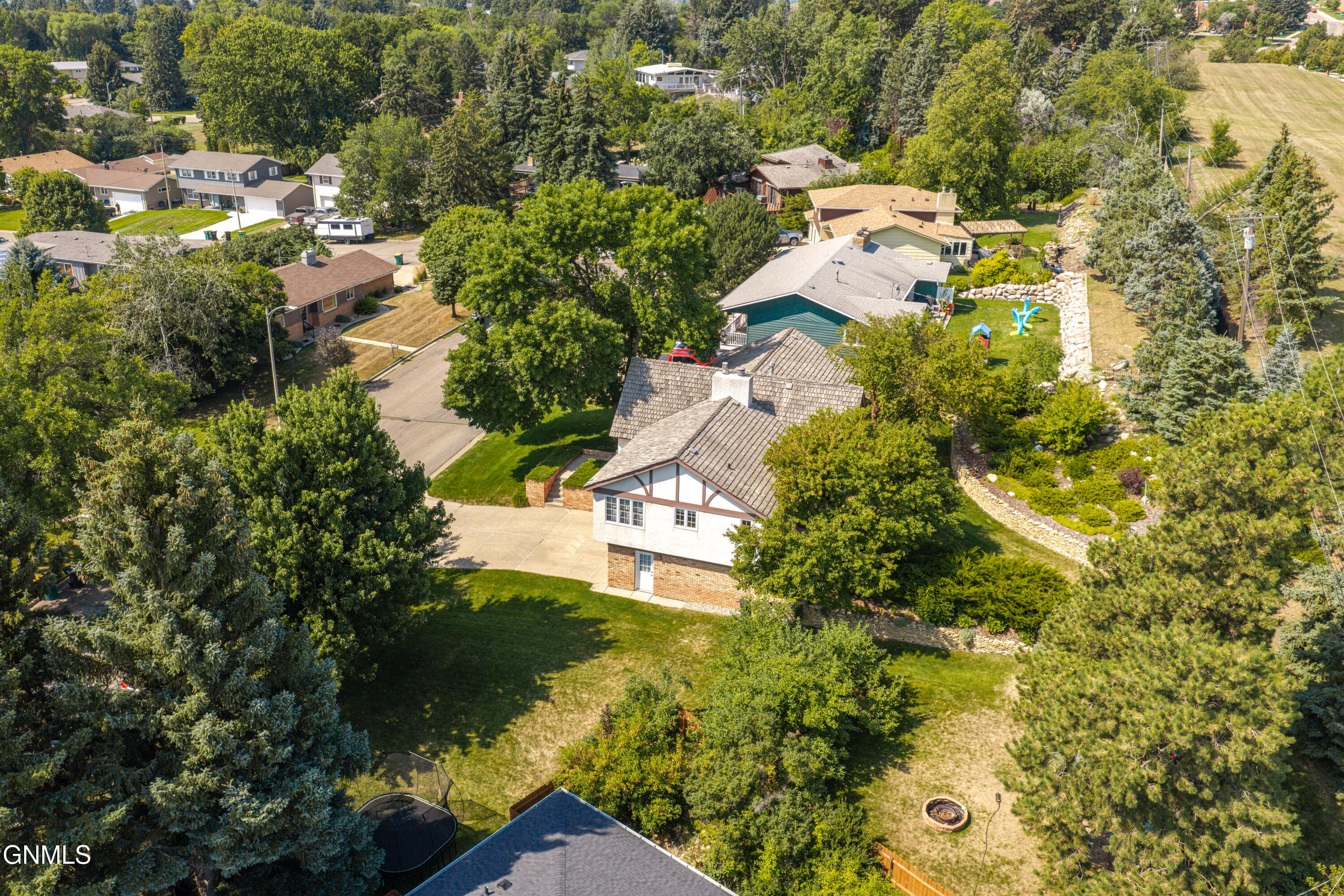 main property photo 110