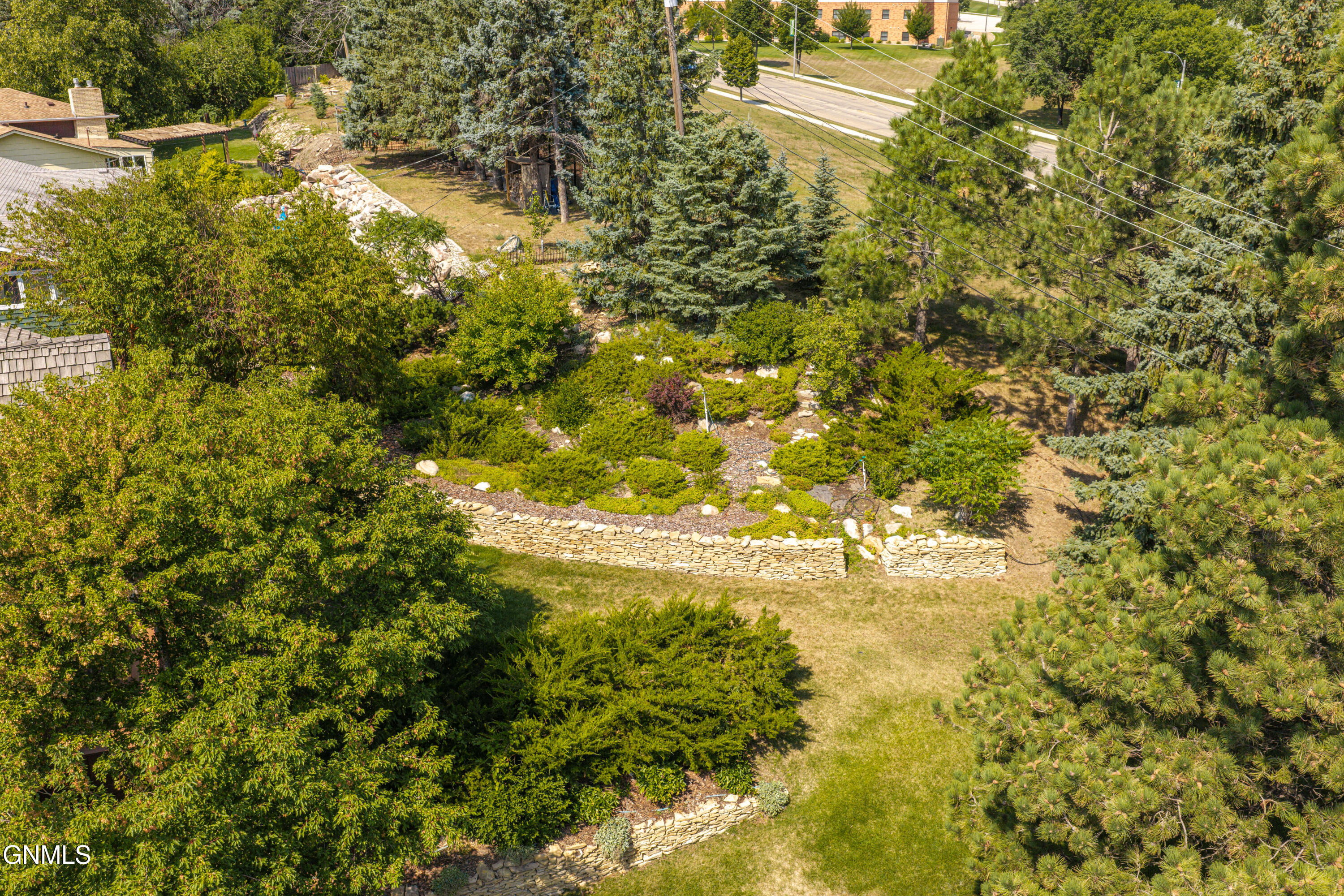 main property photo 112