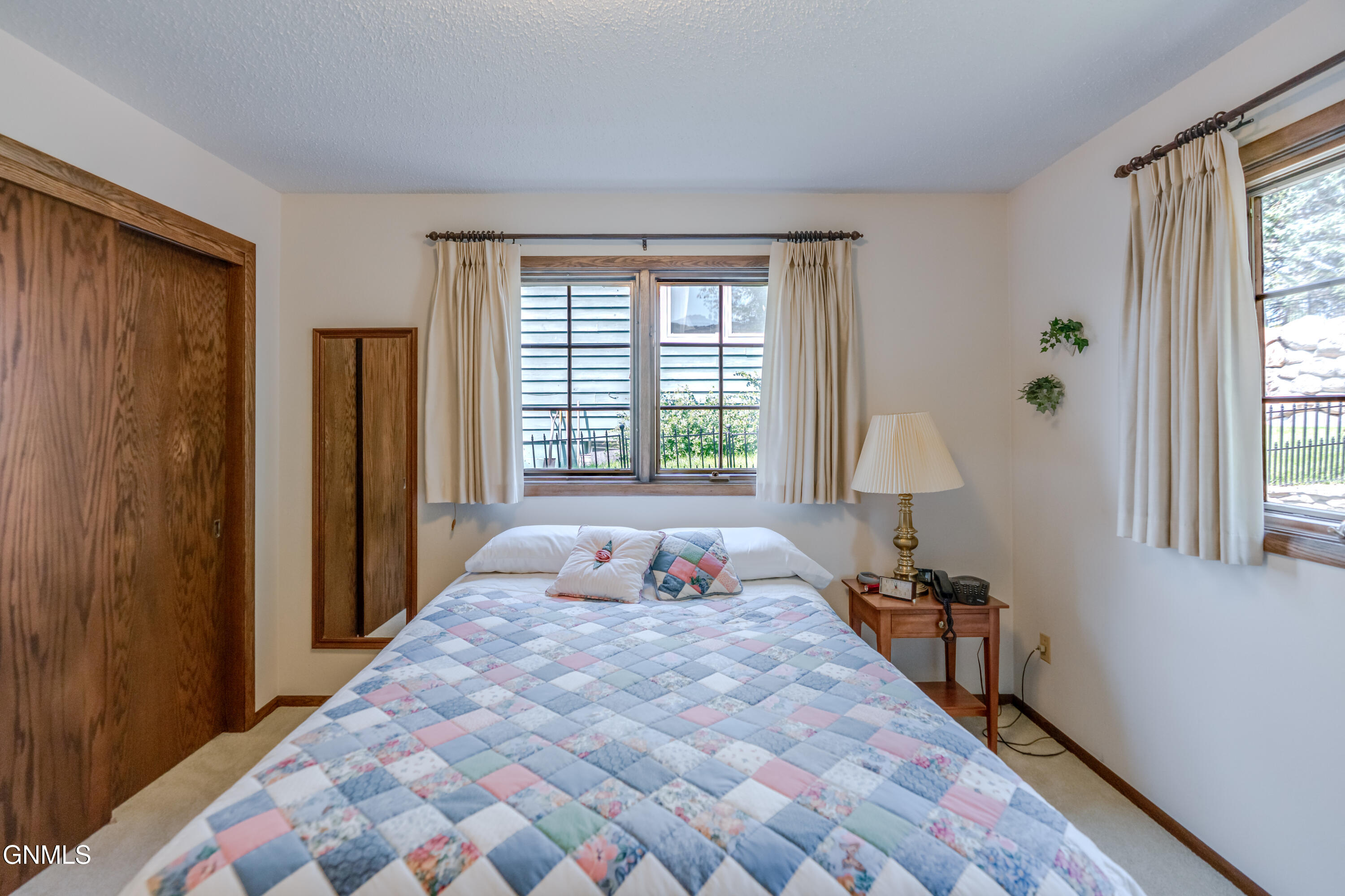 main property photo 51