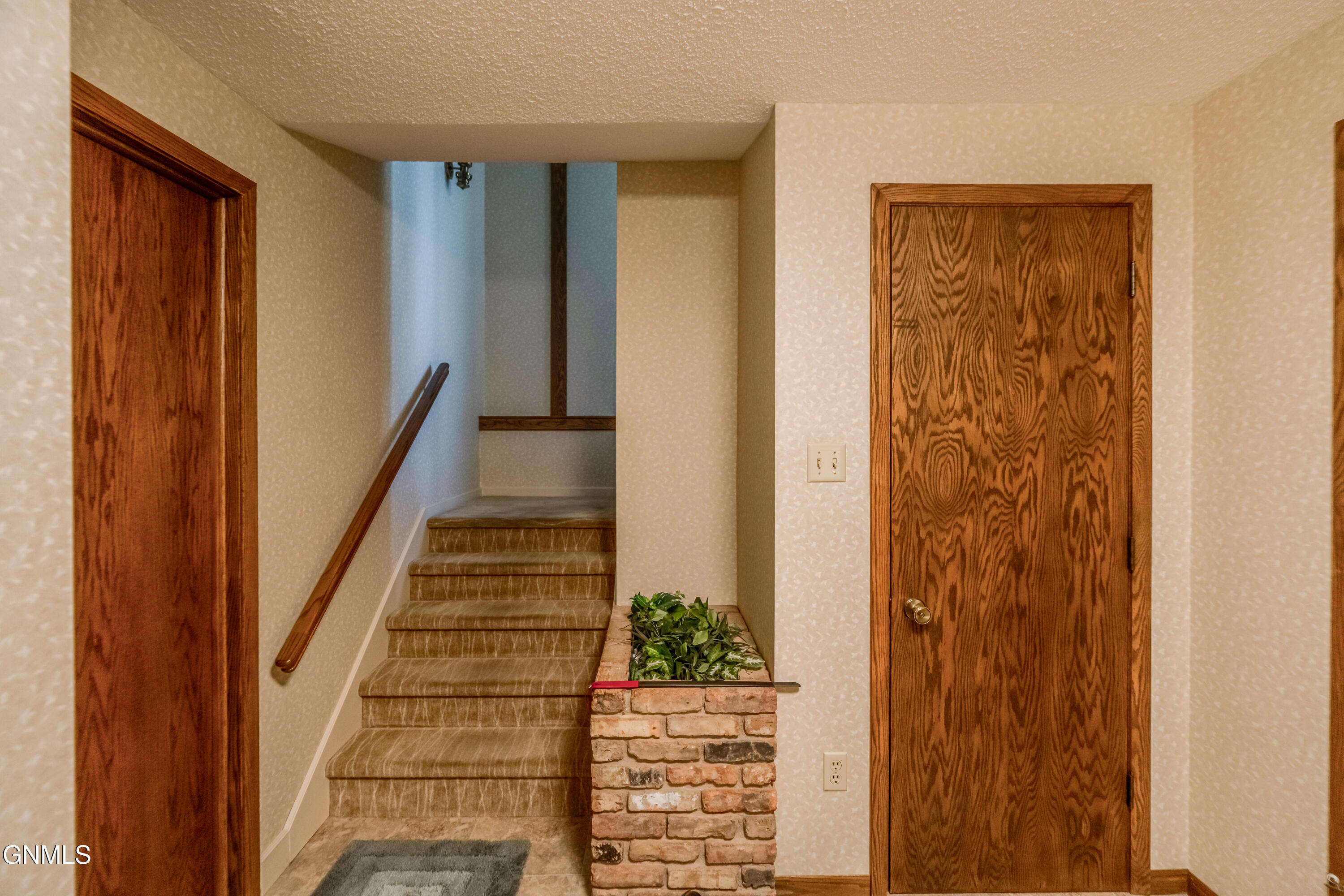 main property photo 57
