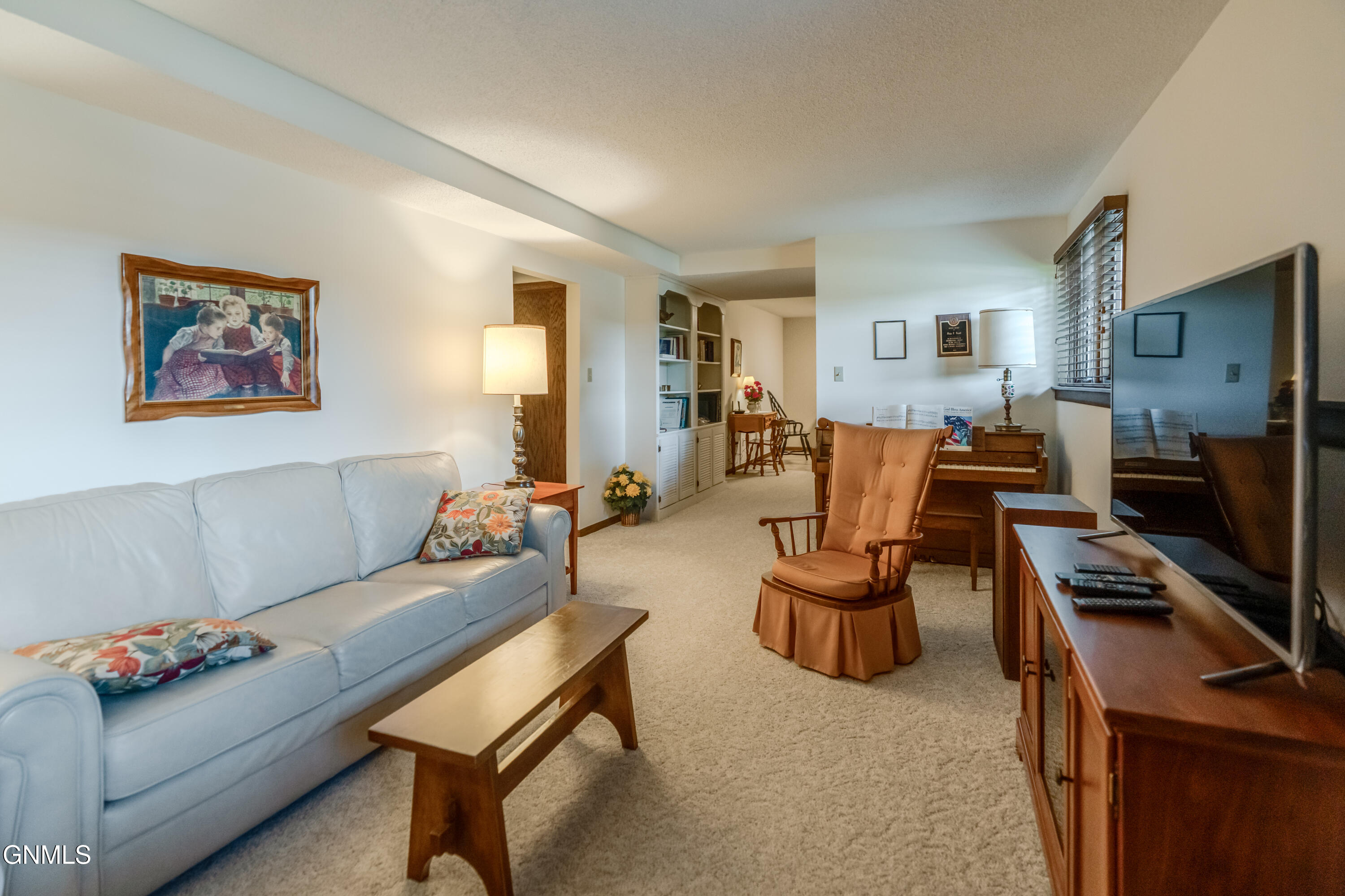 main property photo 65