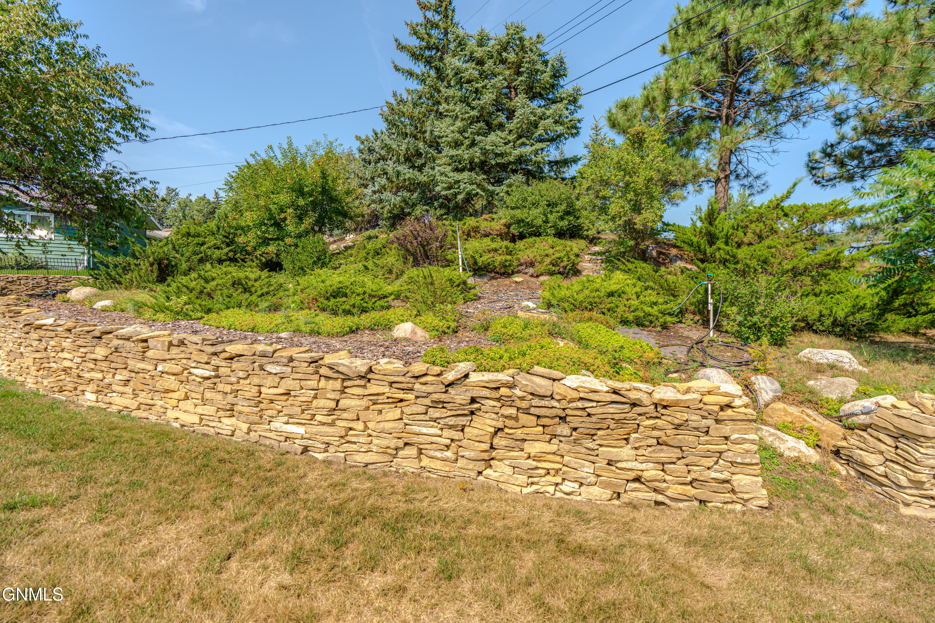 main property photo 86