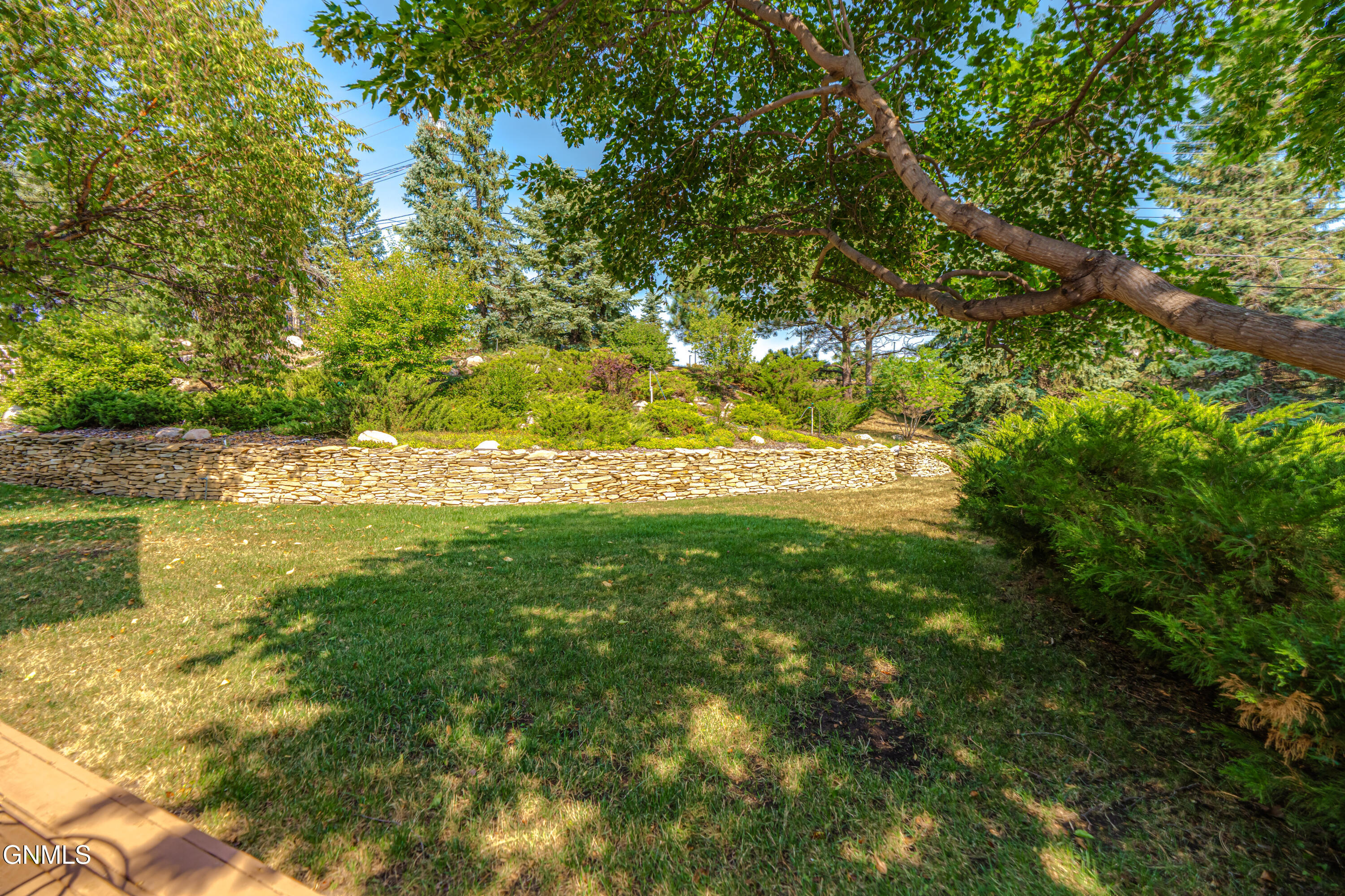 main property photo 91