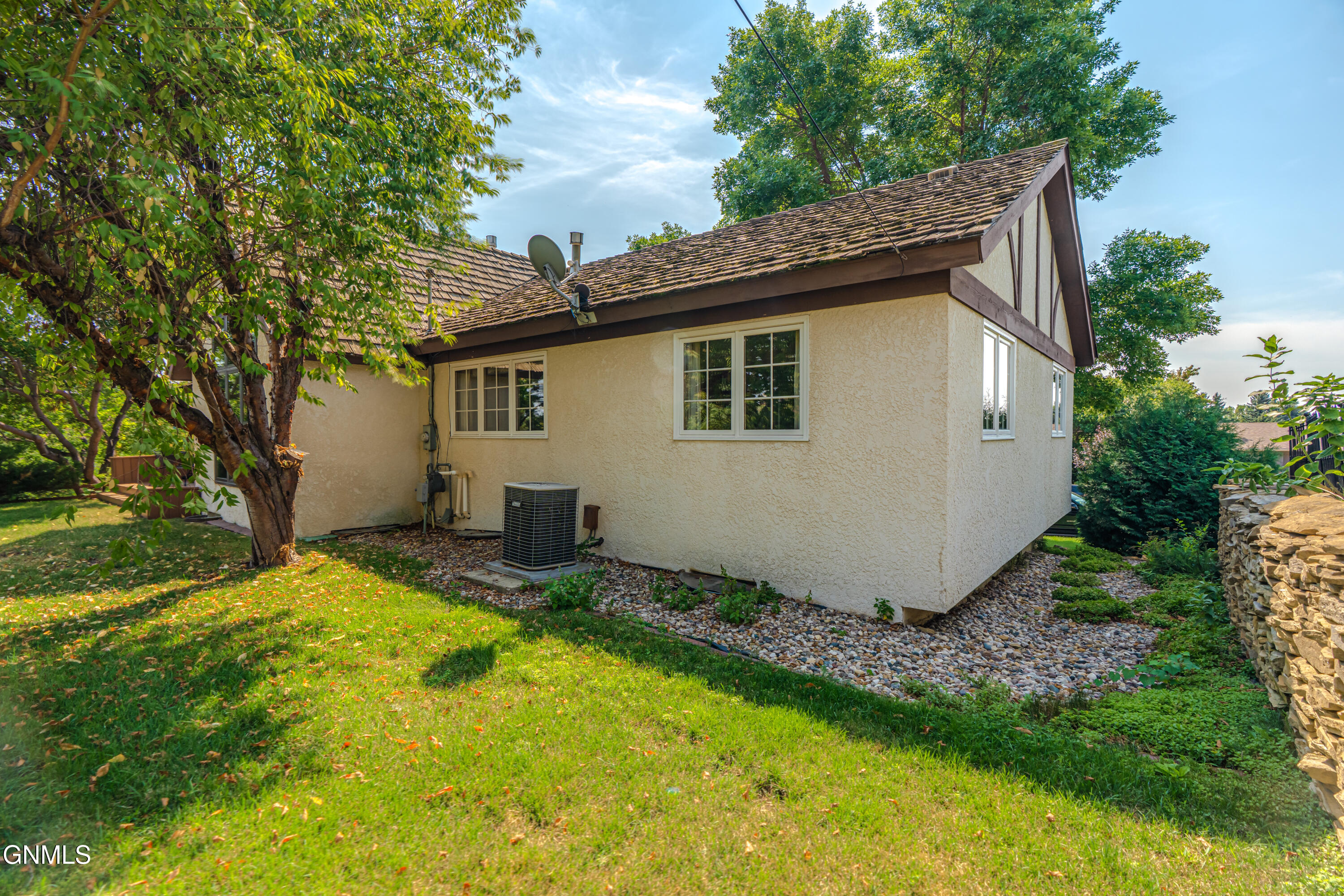 main property photo 92