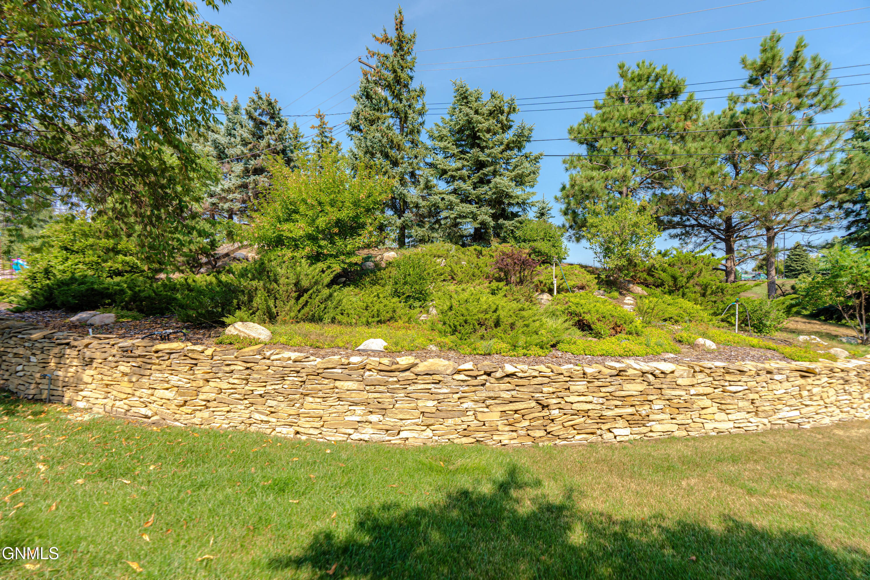 main property photo 95