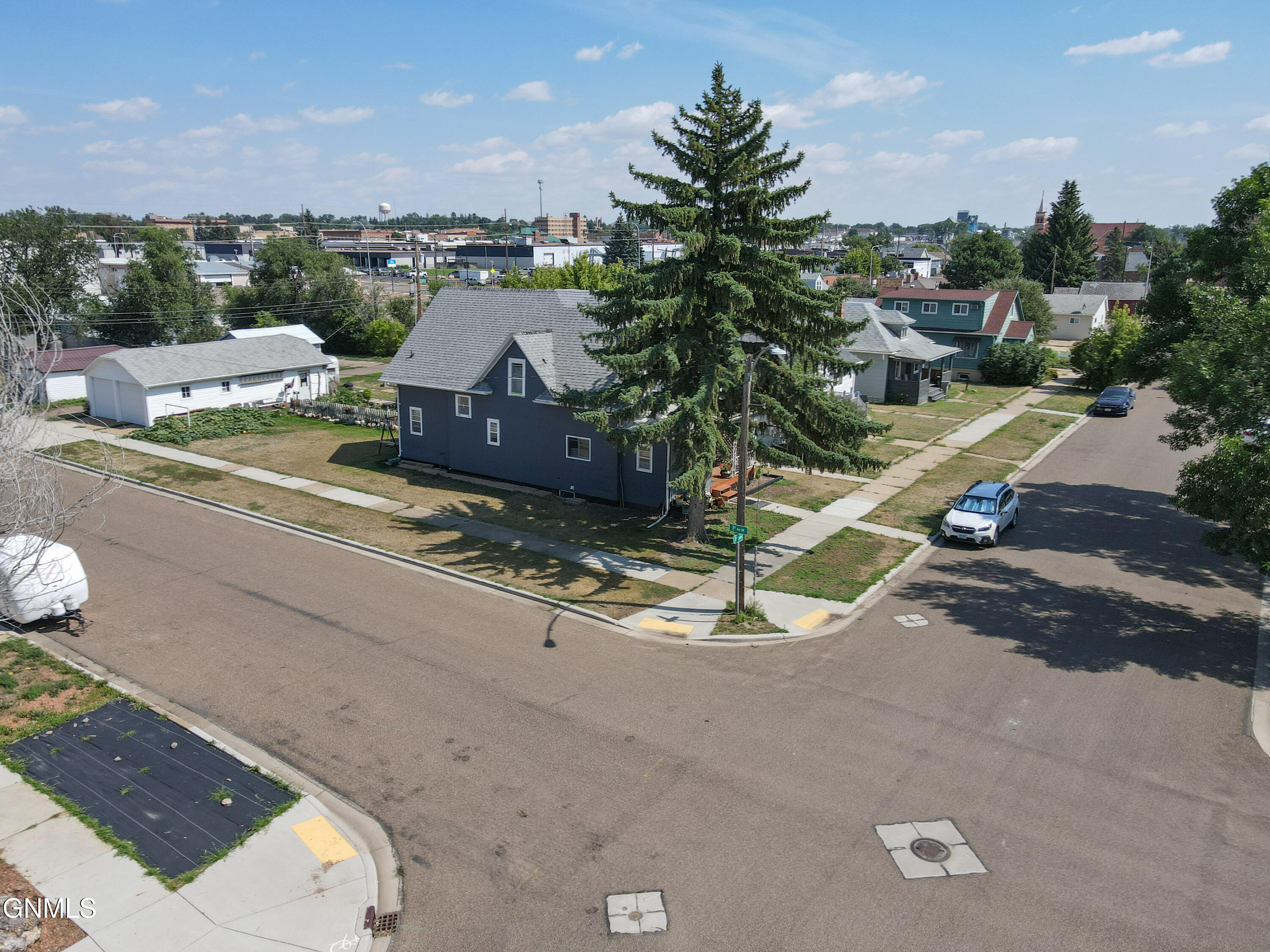main property photo 61