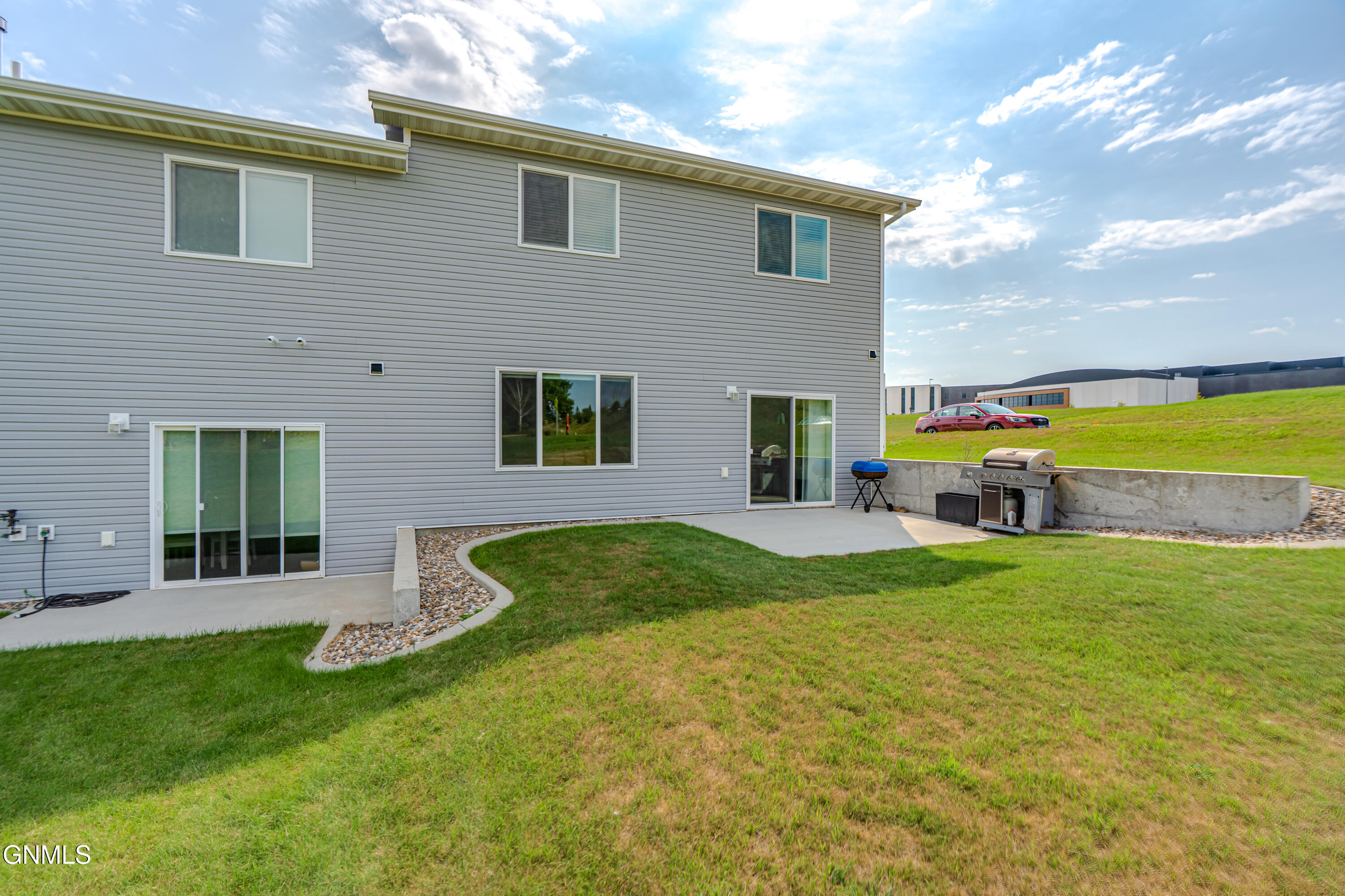 main property photo 51