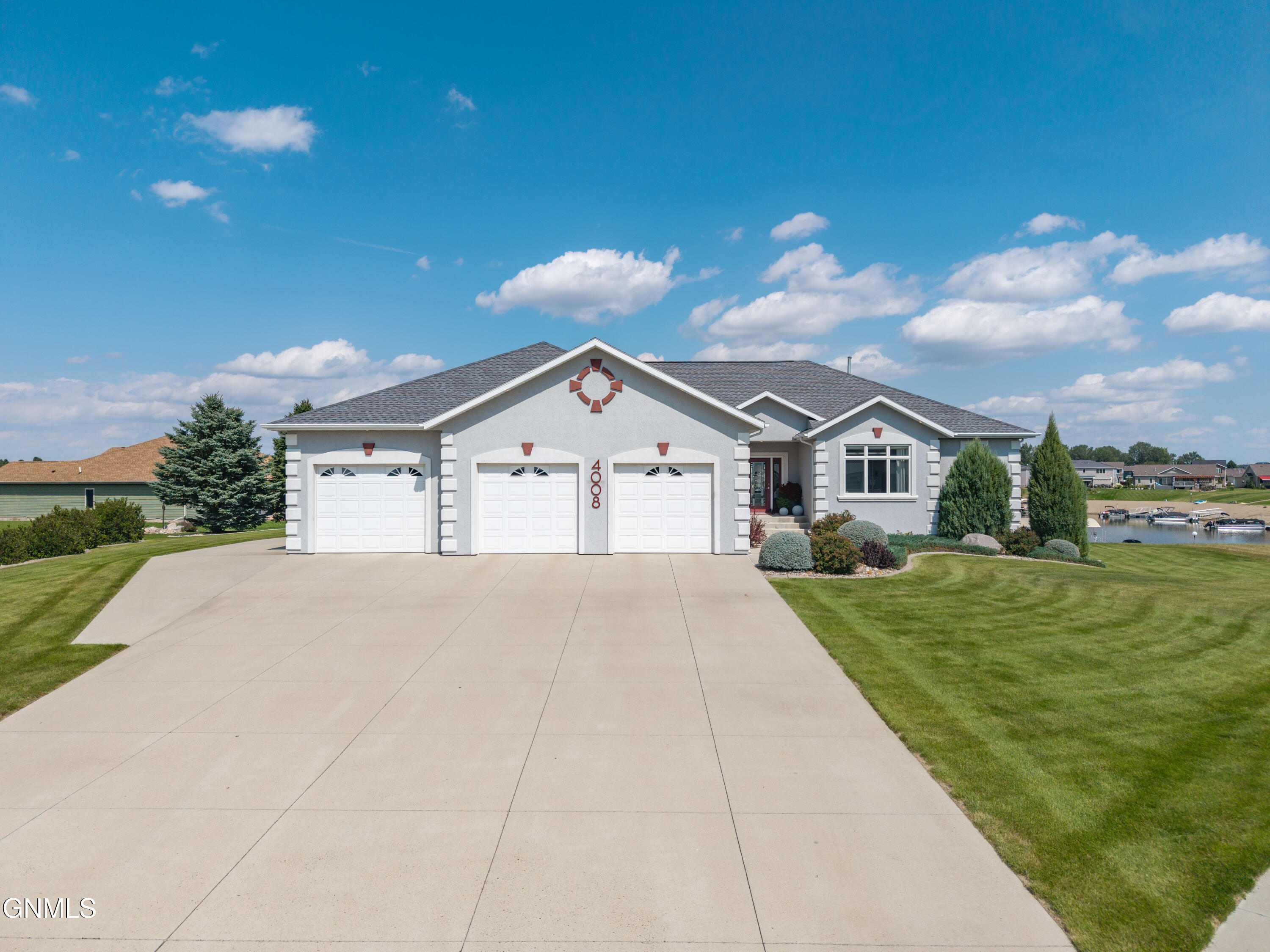 main property photo 76