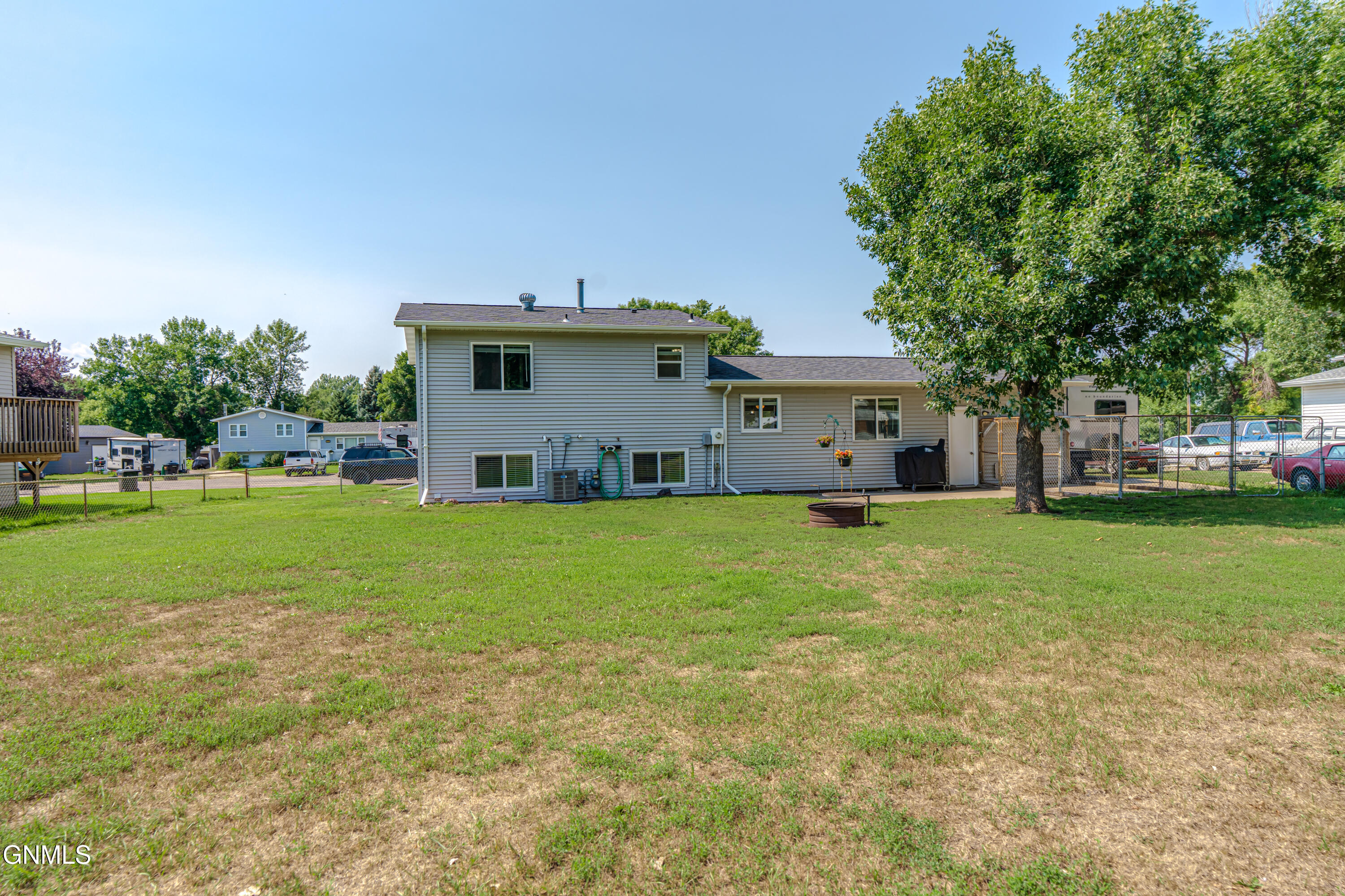 main property photo 68