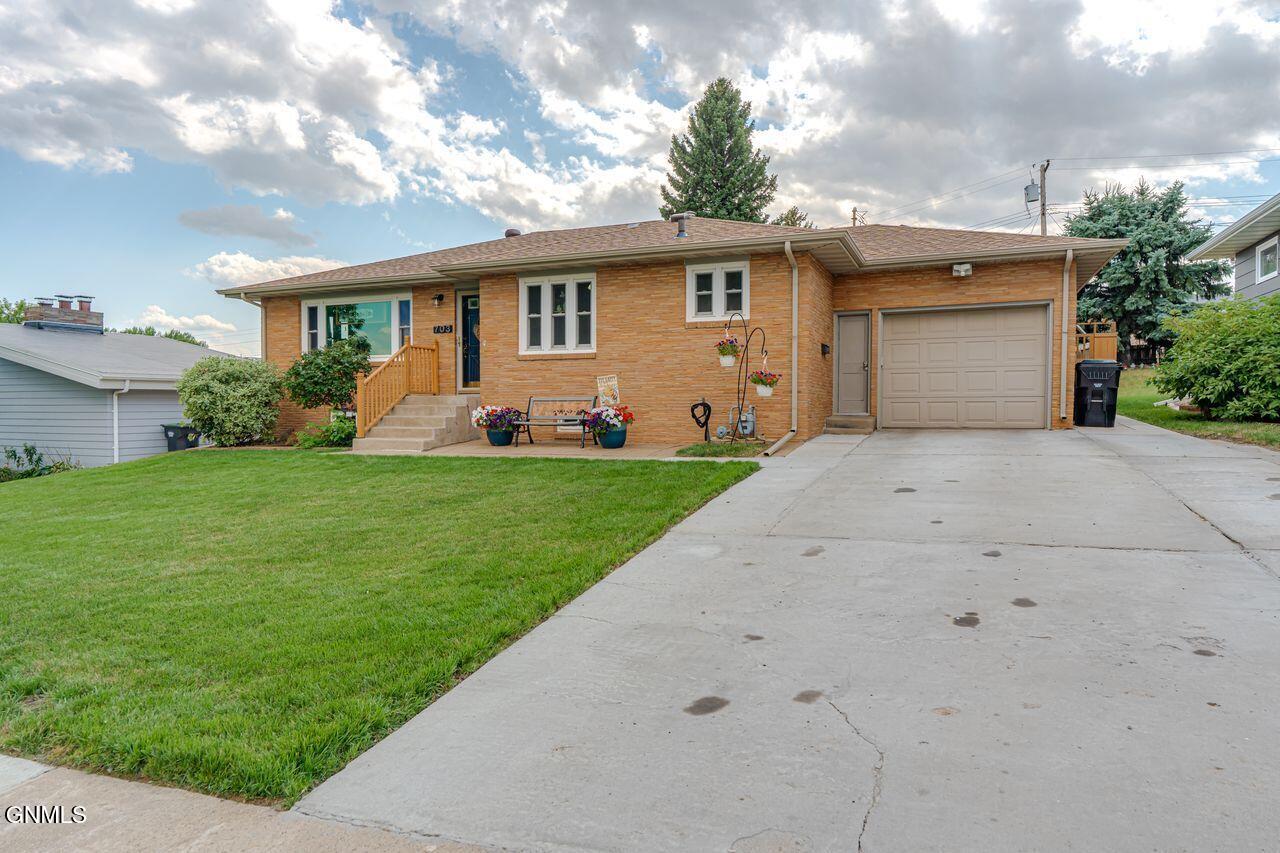 main property photo 40