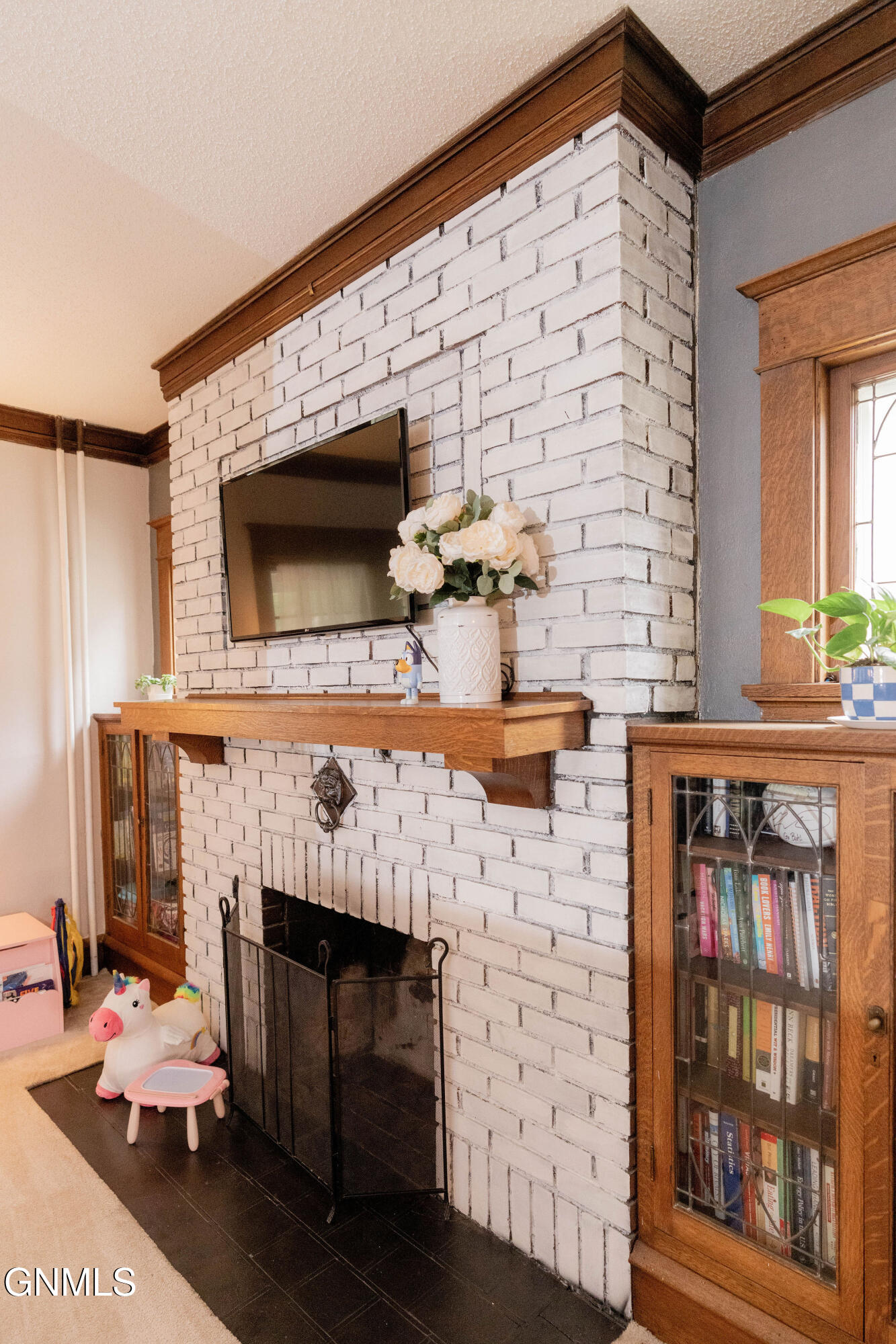 main property photo 6