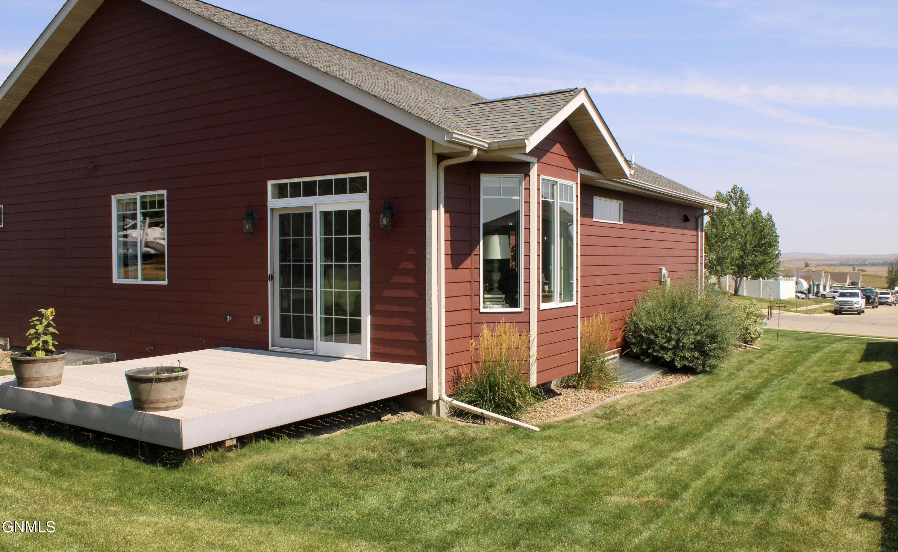 main property photo 70