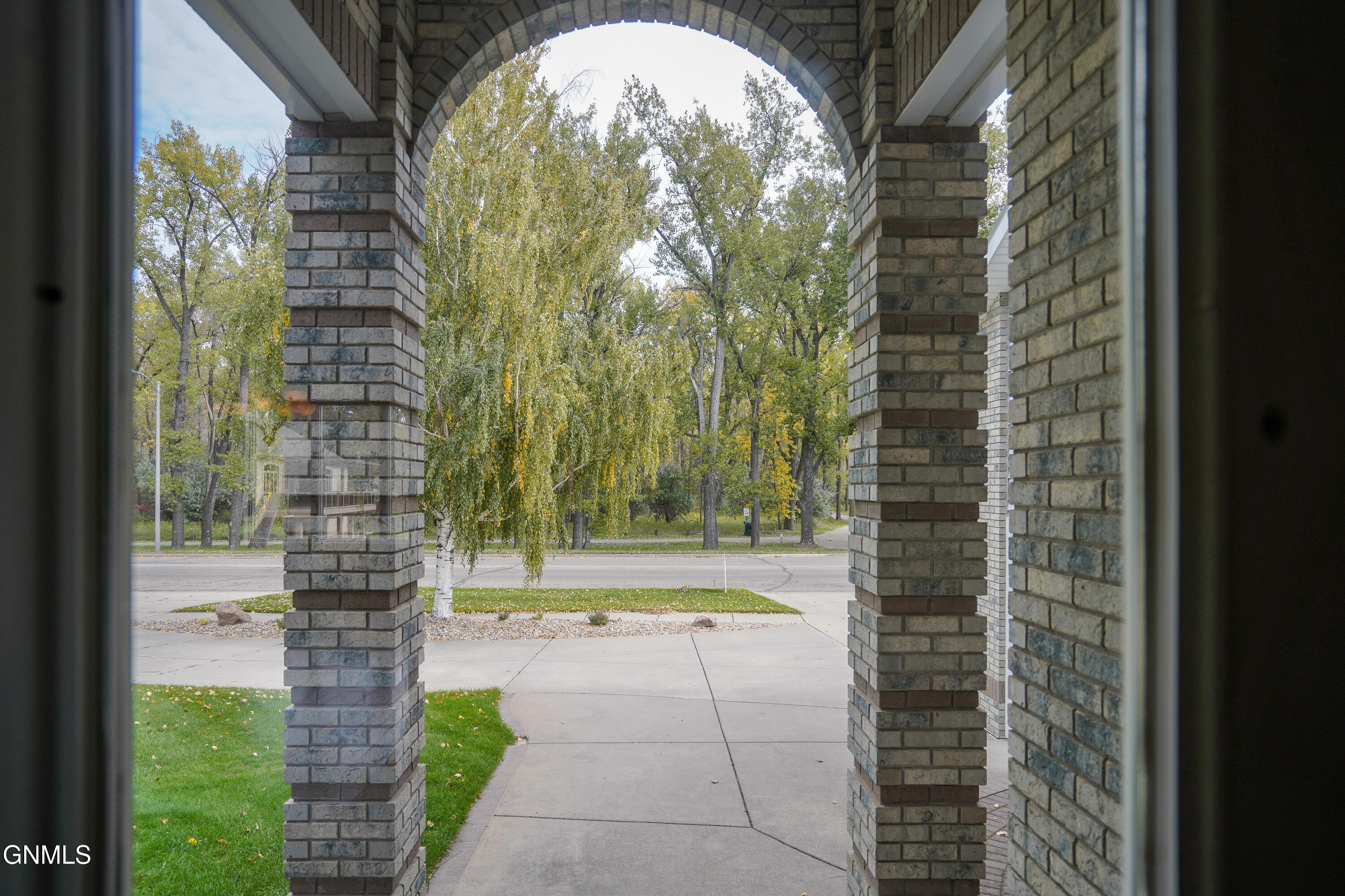main property photo 83