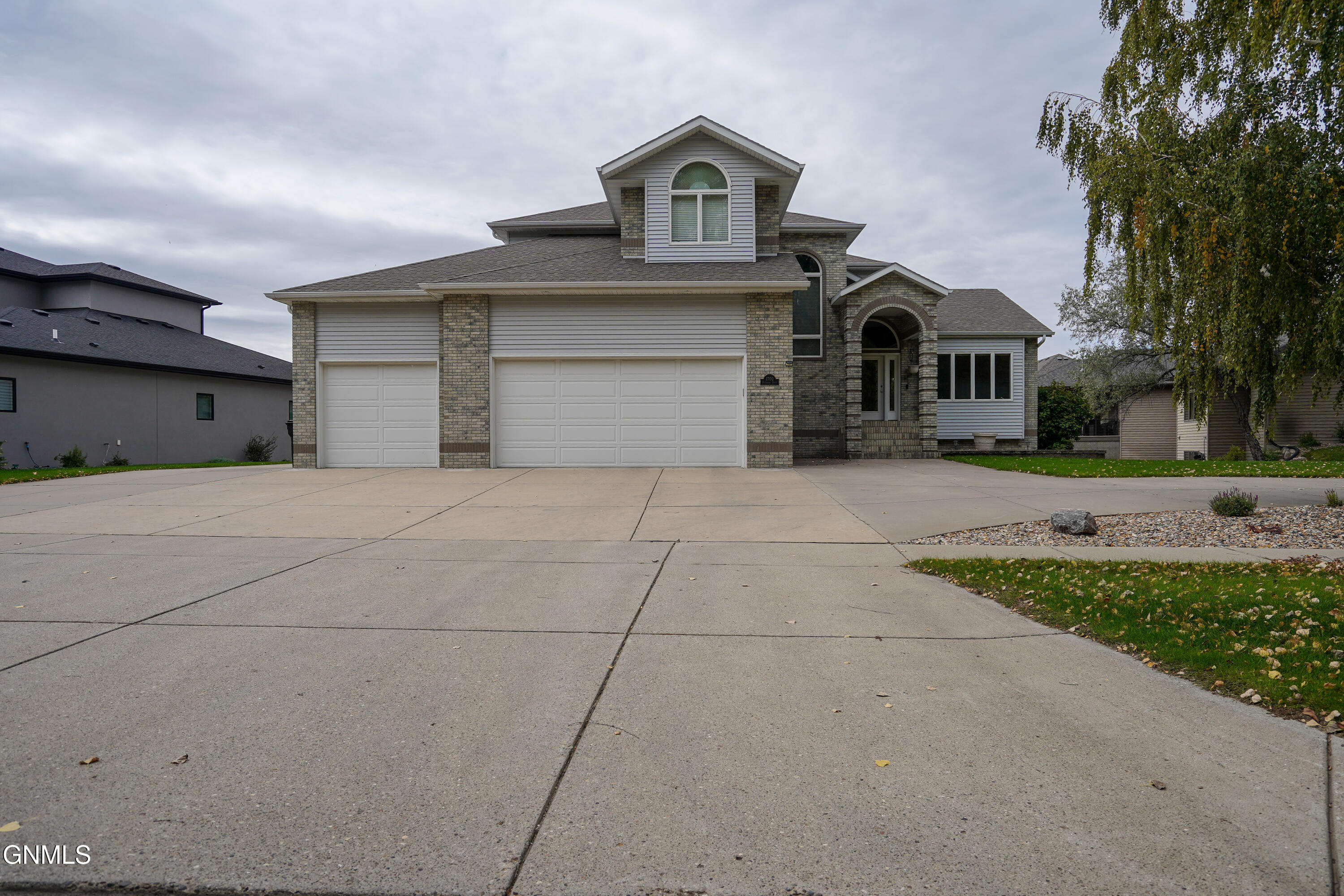 main property photo 91