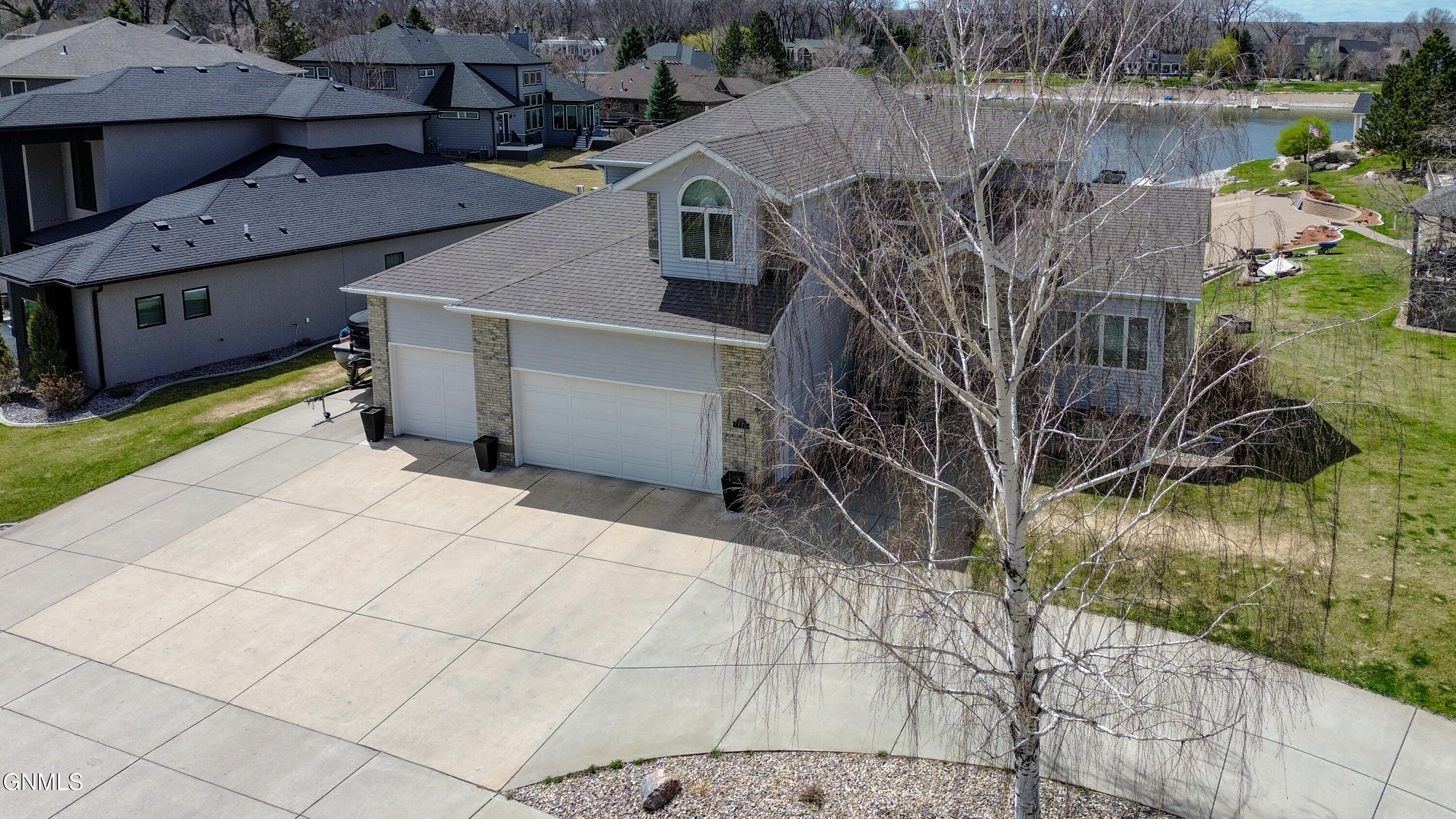 main property photo 93