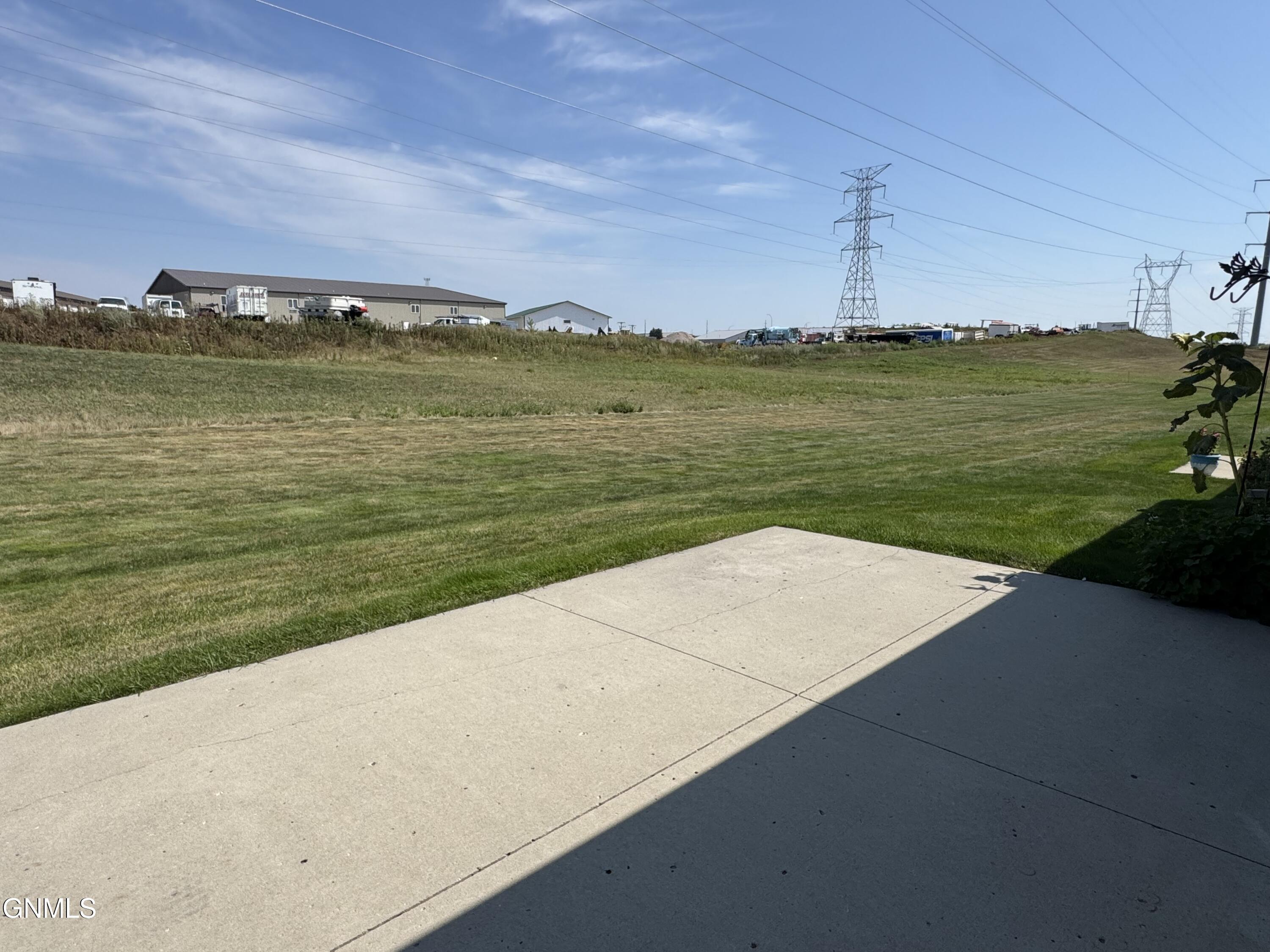 main property photo 11