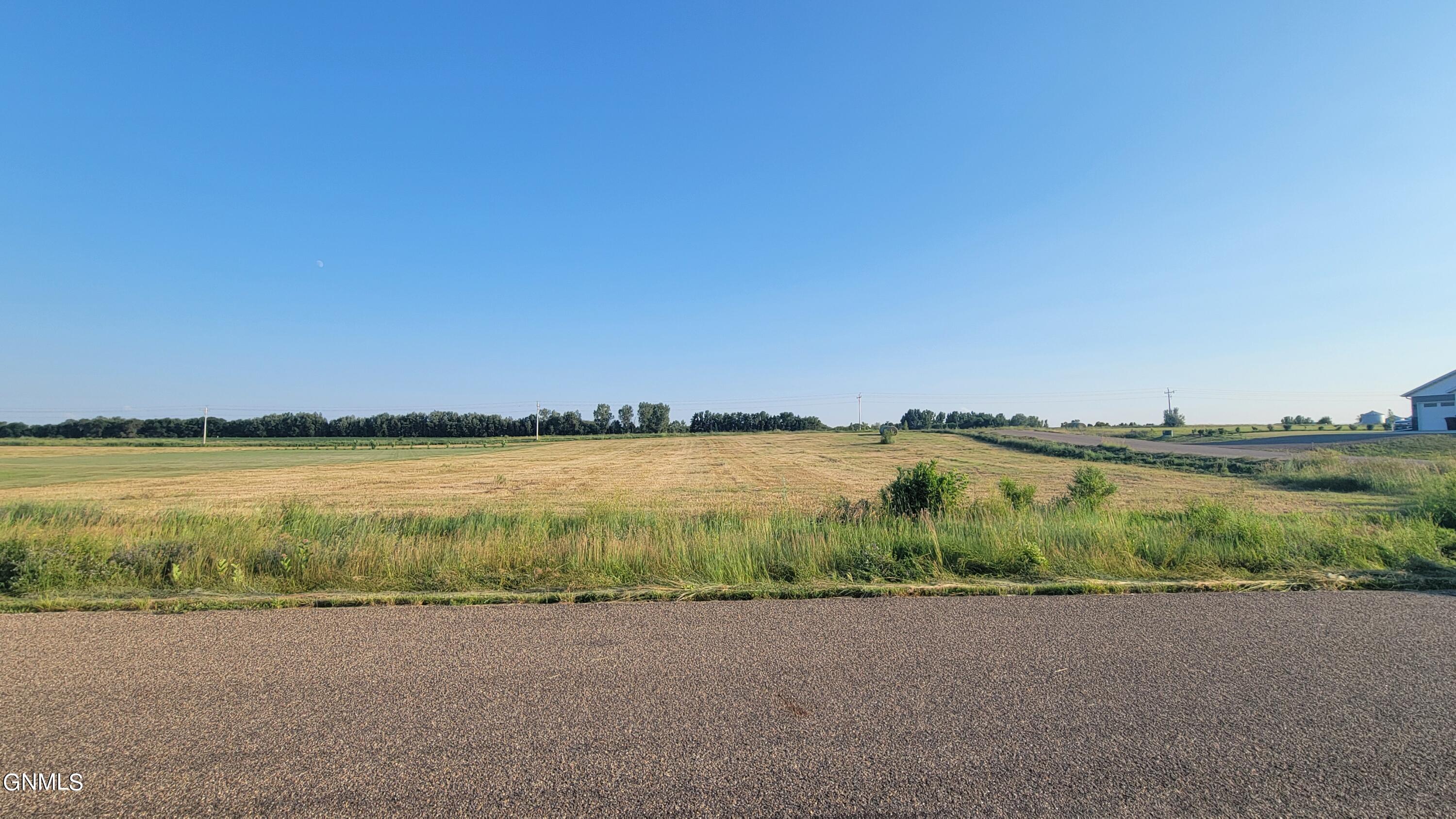 main property photo 22