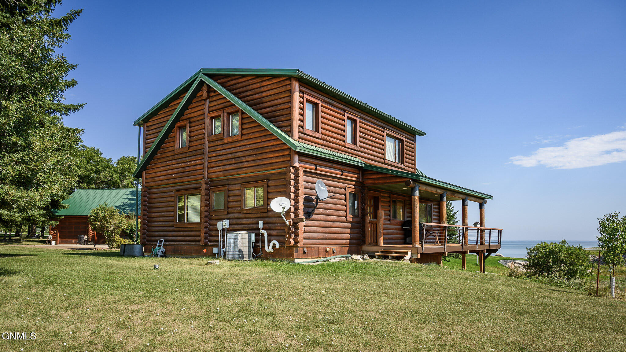 main property photo 2