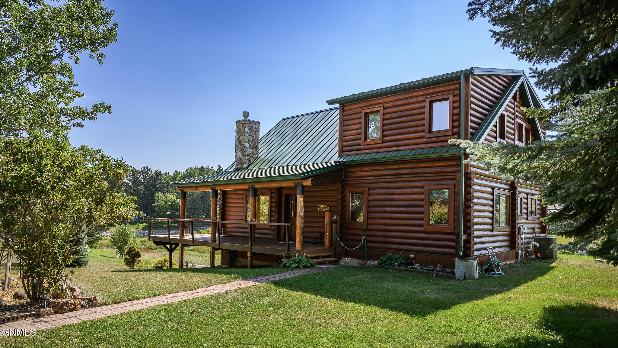 main property photo 3
