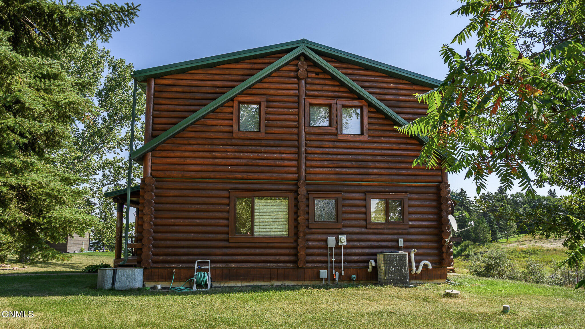 main property photo 48