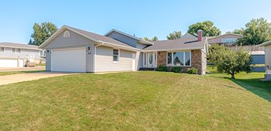 image of property with 4 Bed | 3 Bath | 2,403 Sqft