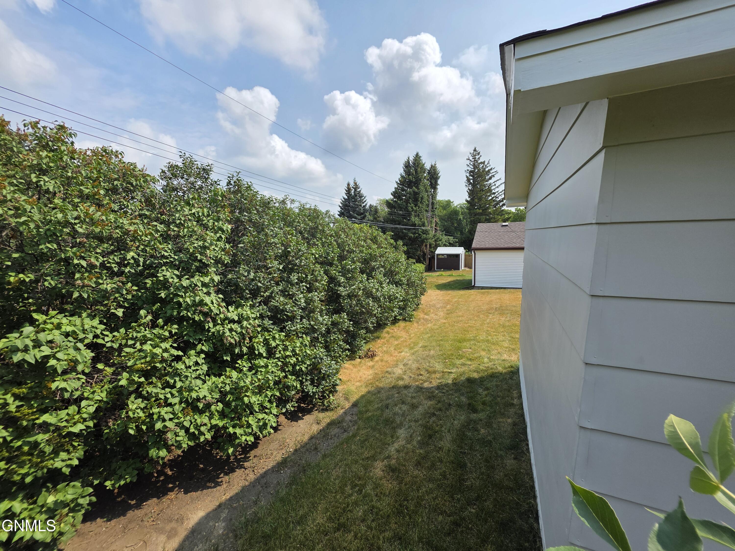 main property photo 77