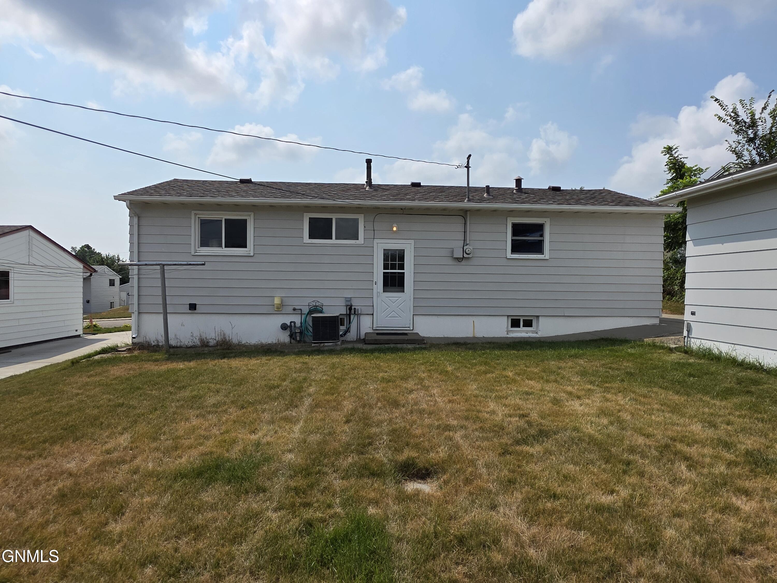main property photo 83
