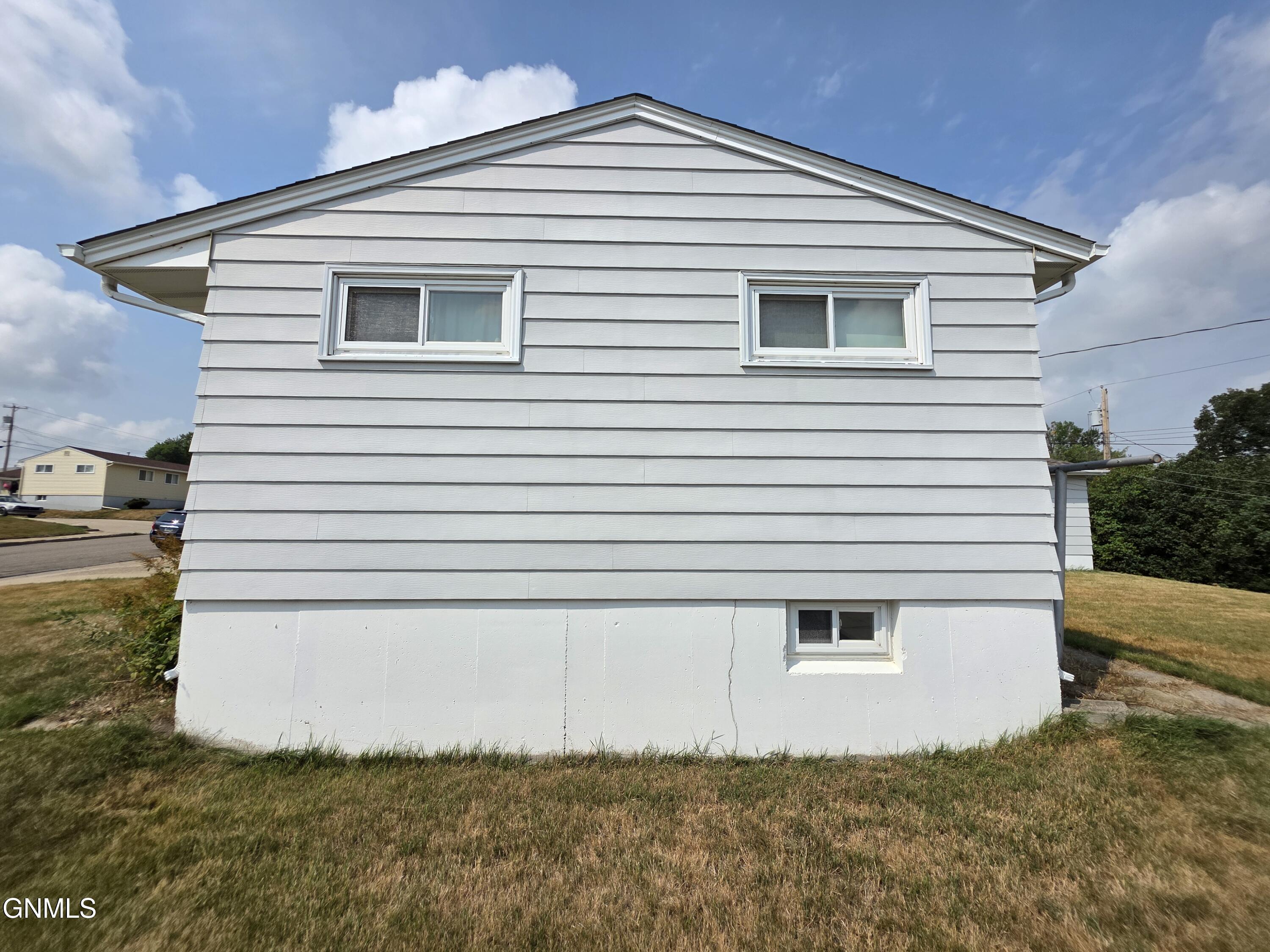 main property photo 87