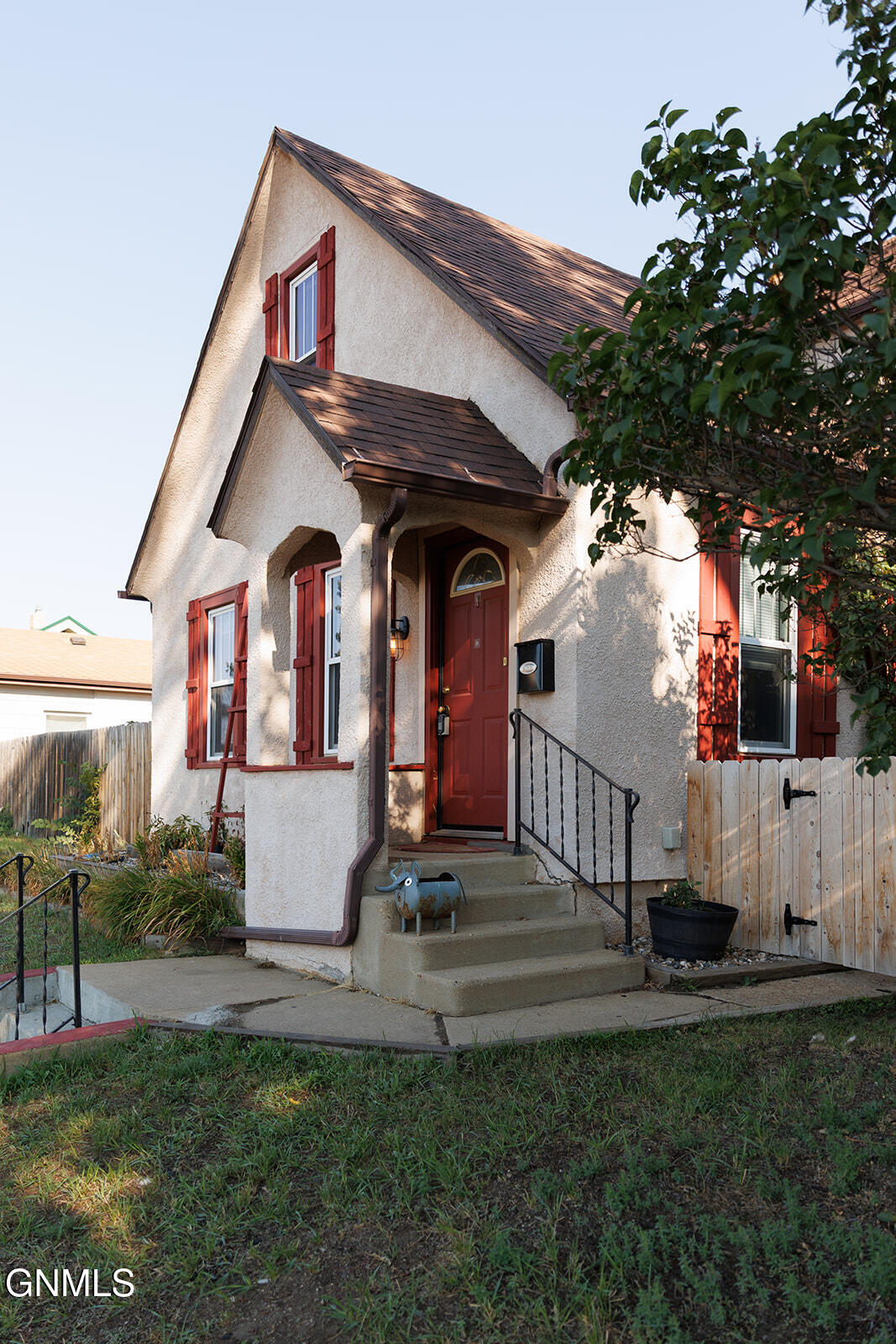 main property photo 38
