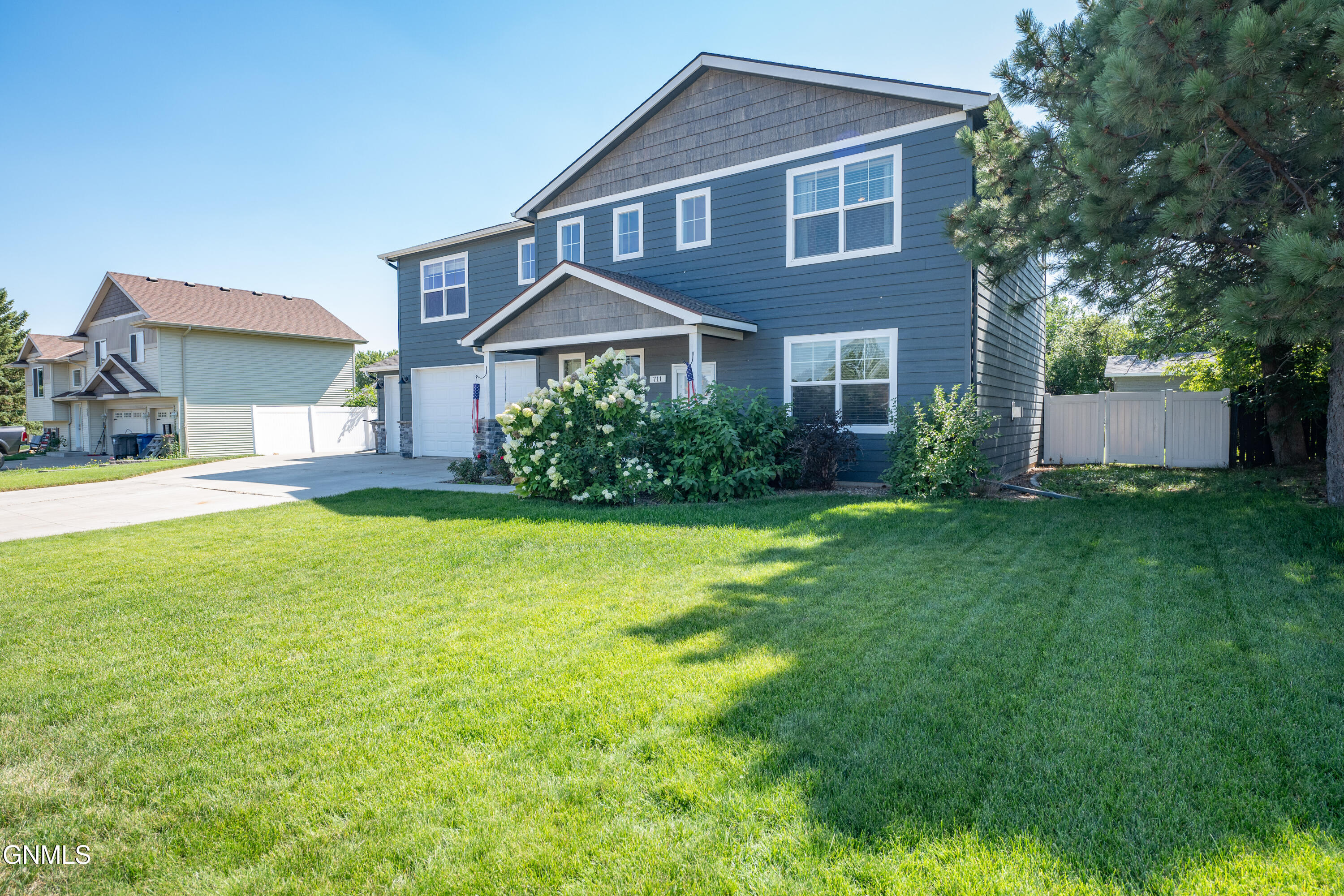 main property photo 50