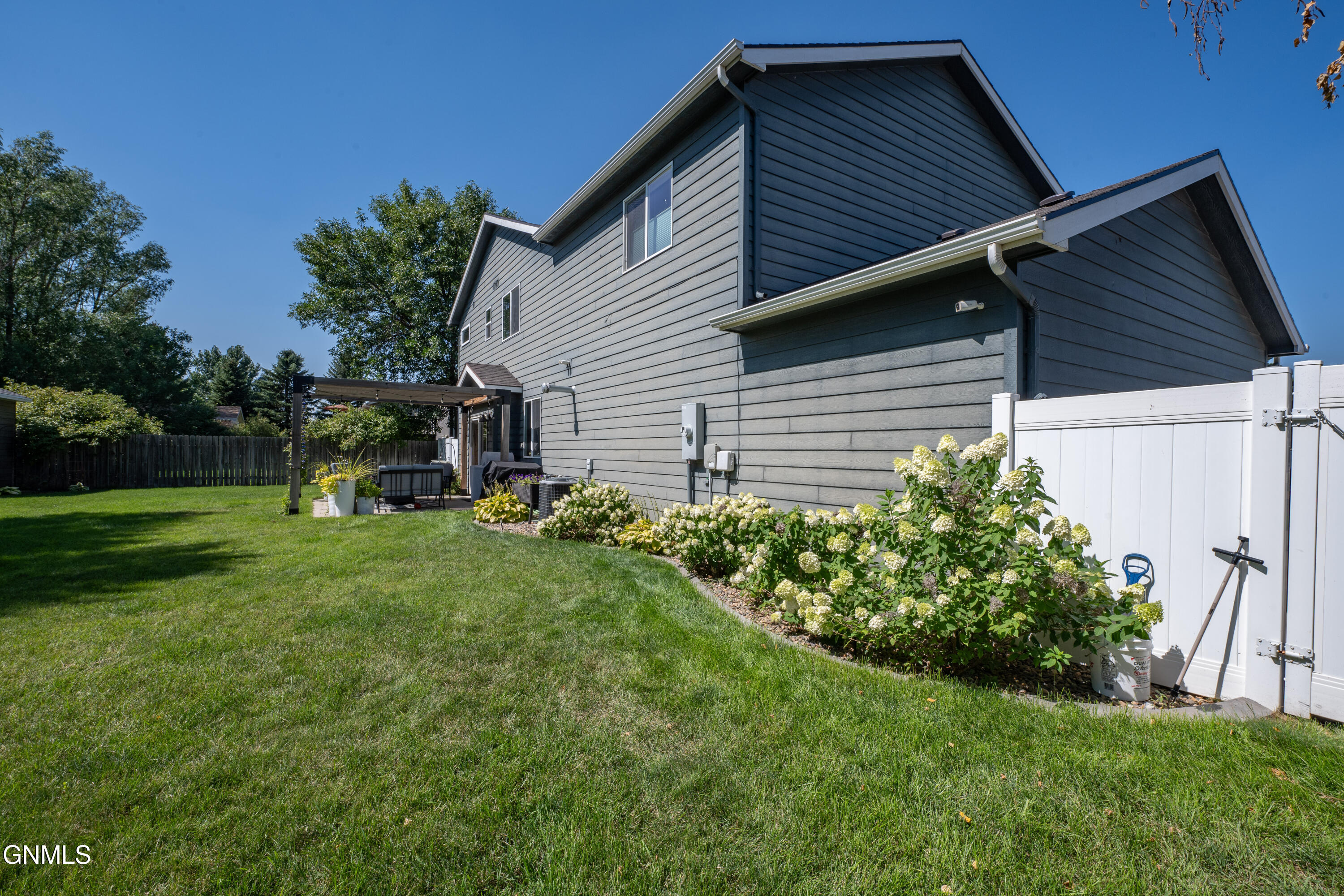 main property photo 58