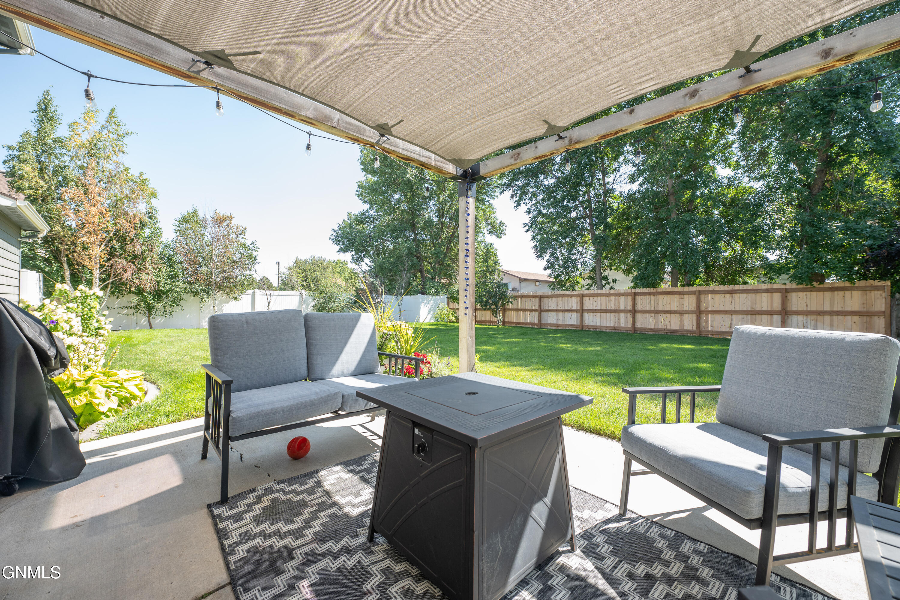 main property photo 59