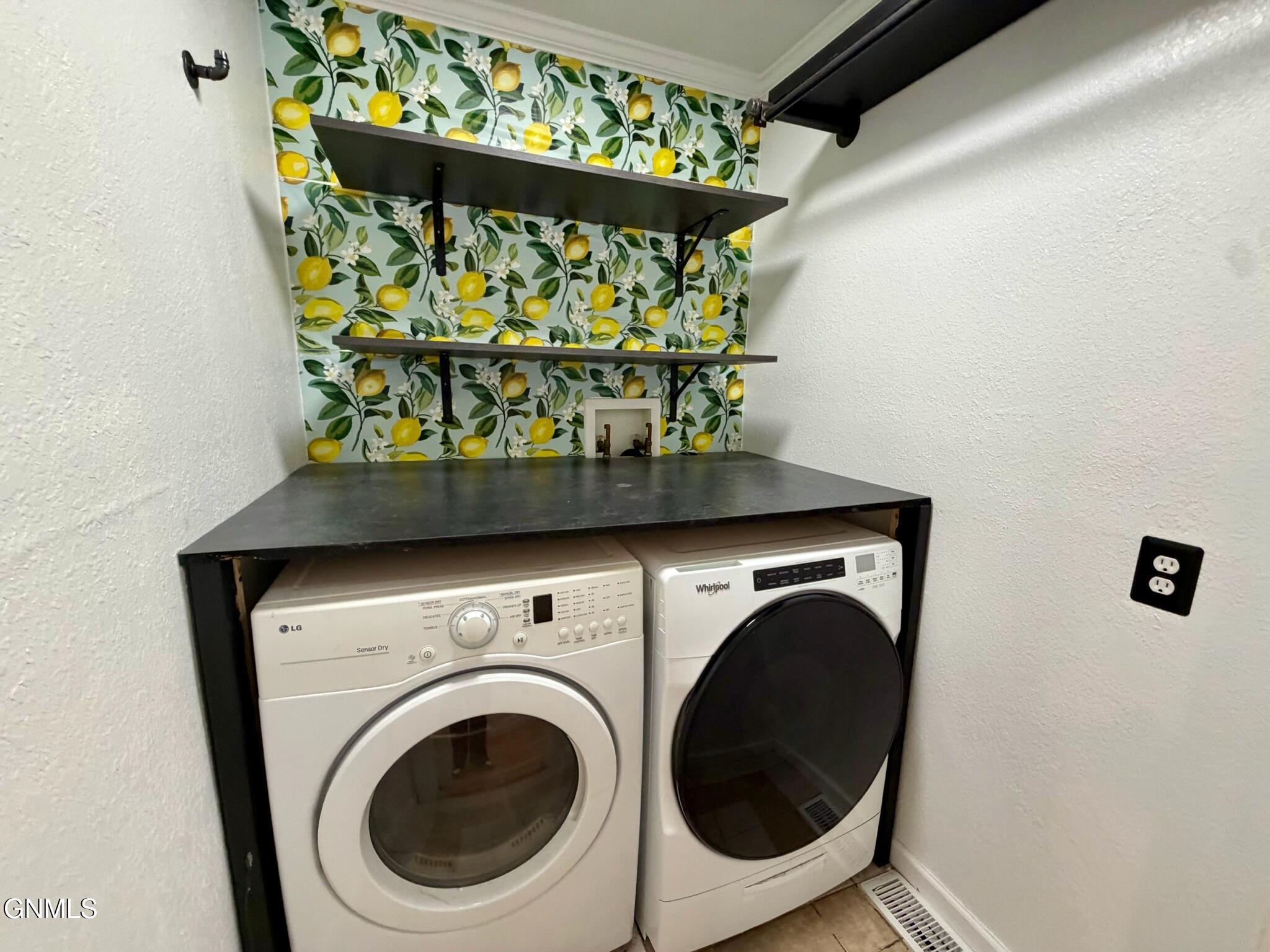 main property photo 16