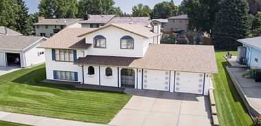 image of property with 4 Bed | 3 Bath | 2,547 Sqft
