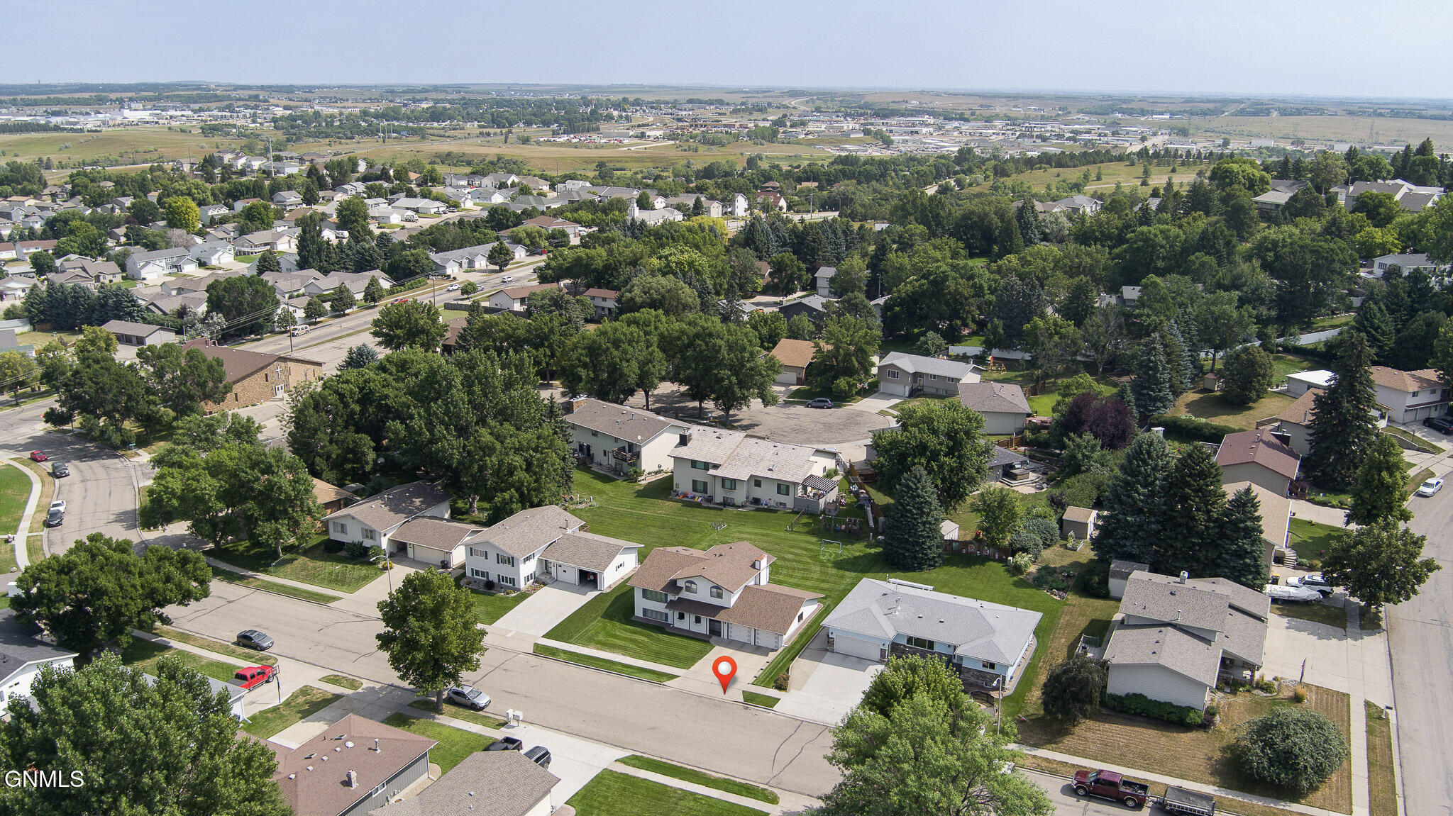 main property photo 41