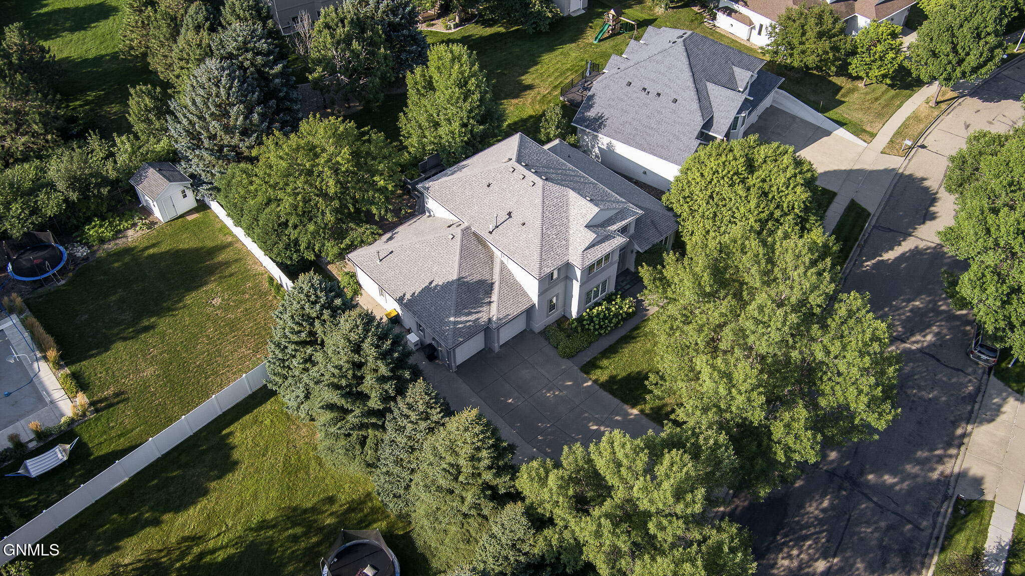 main property photo 68