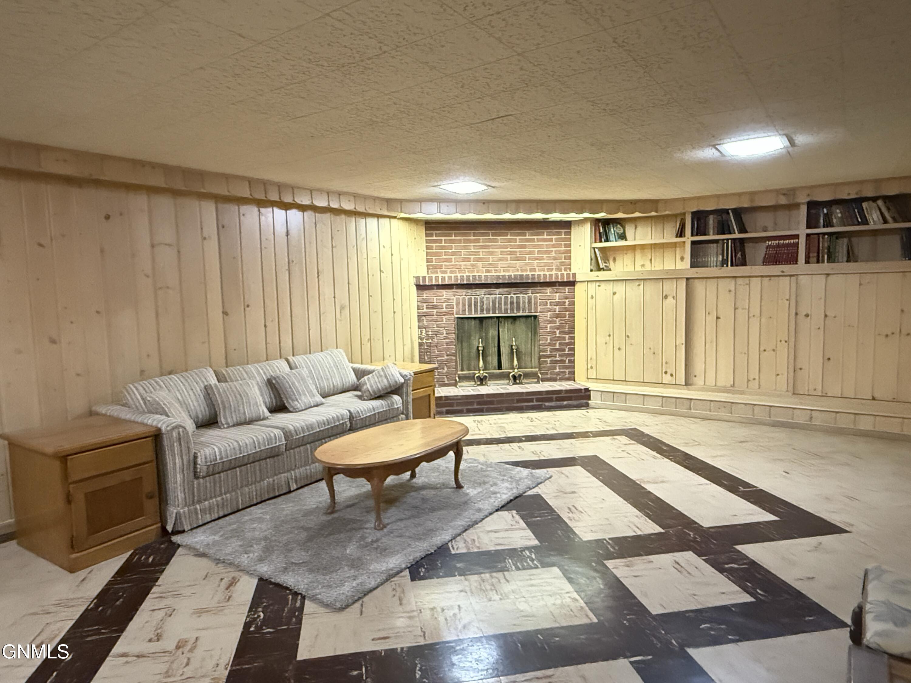 main property photo 65