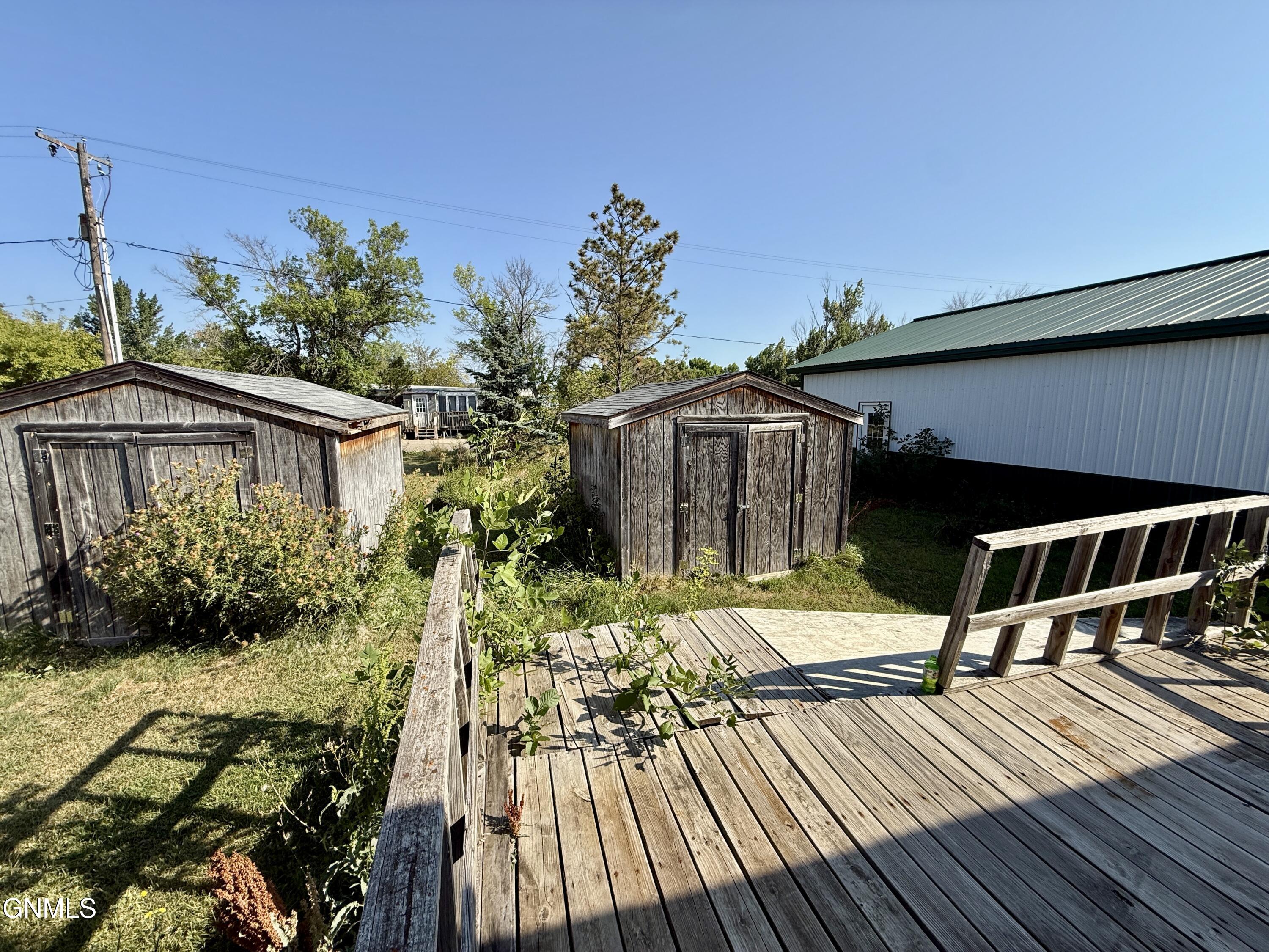 main property photo 5