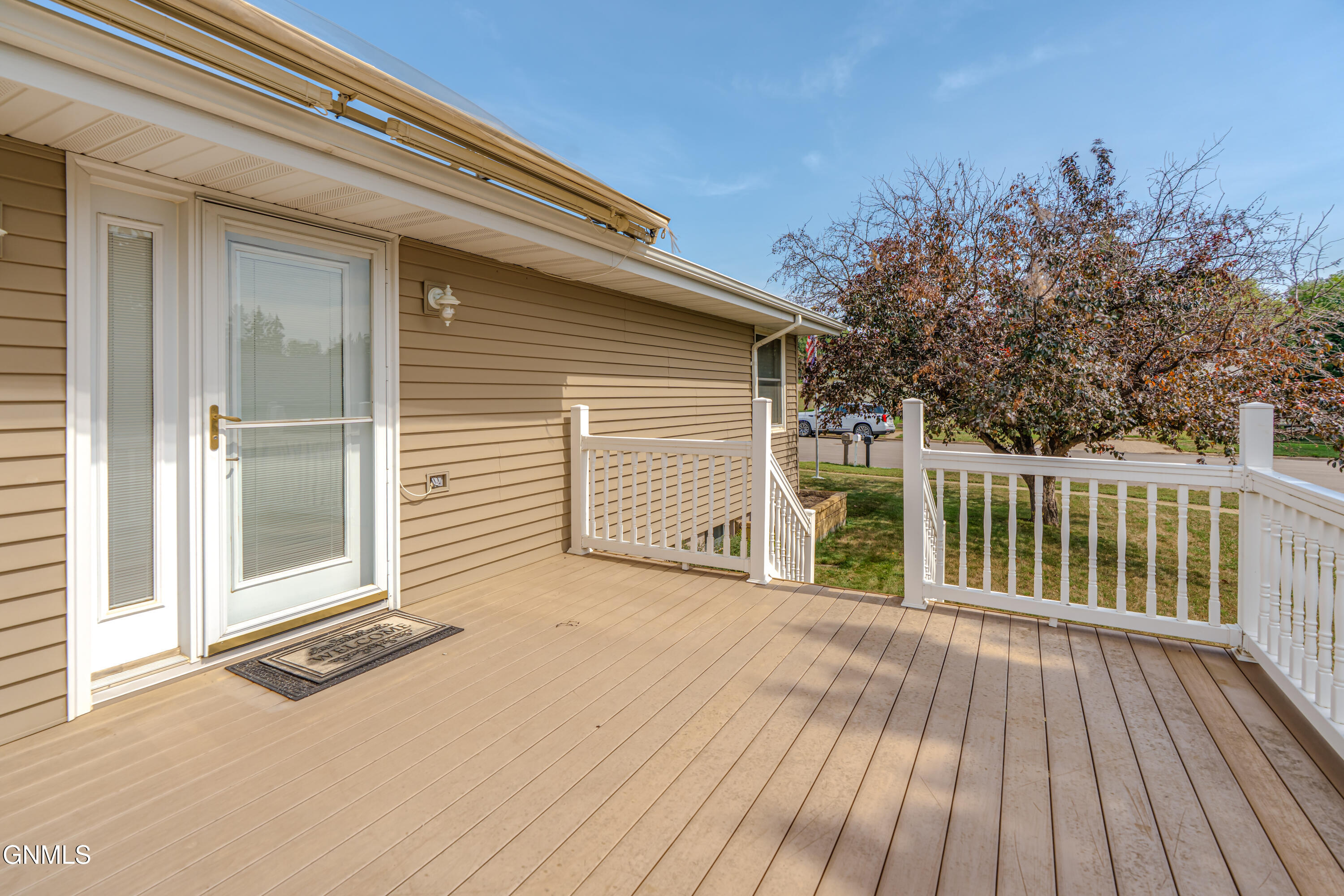 main property photo 68