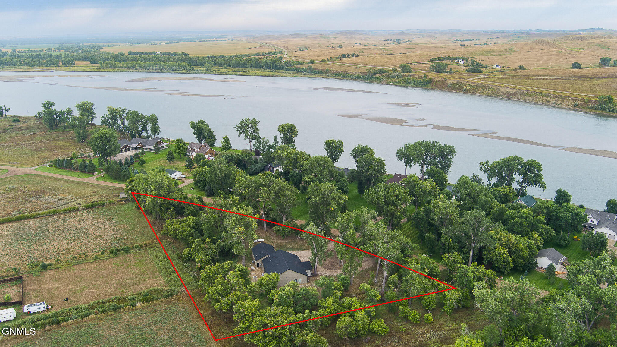 main property photo 81