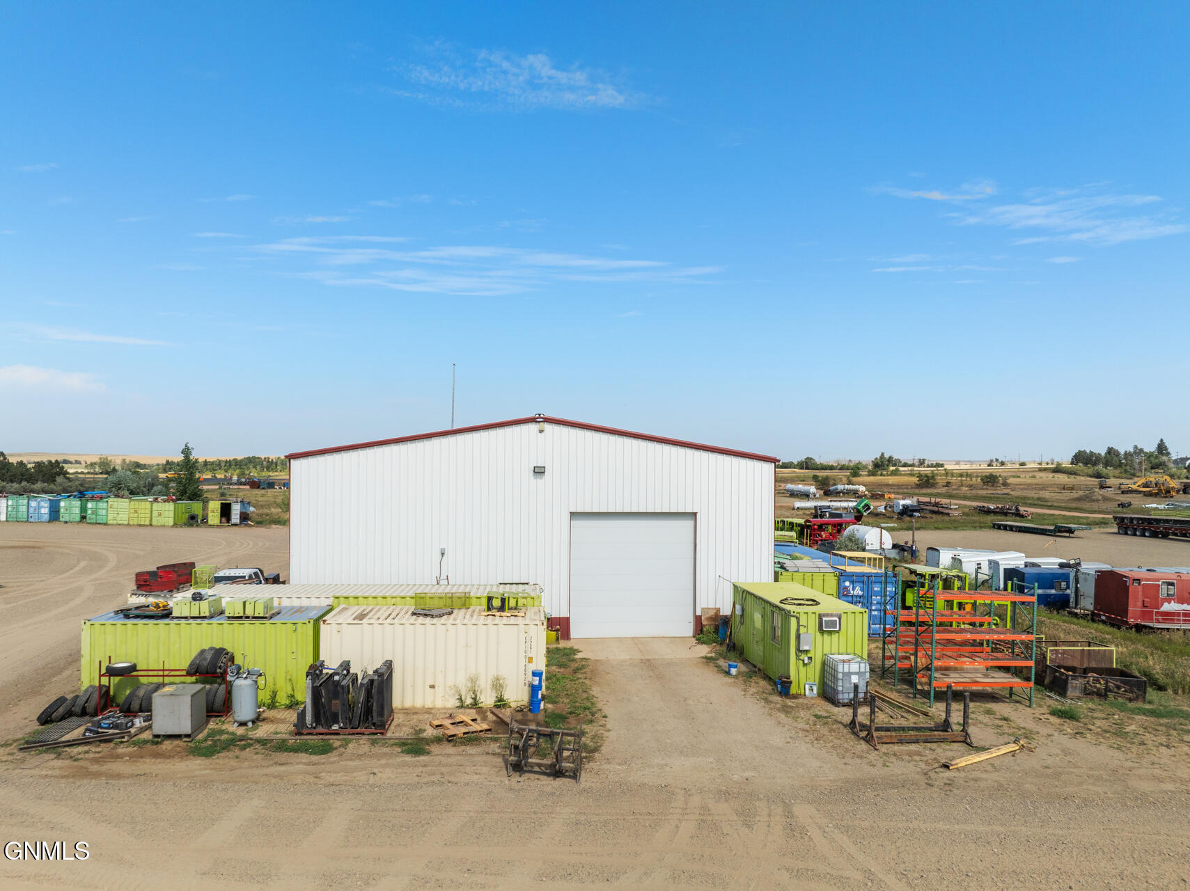 main property photo 19