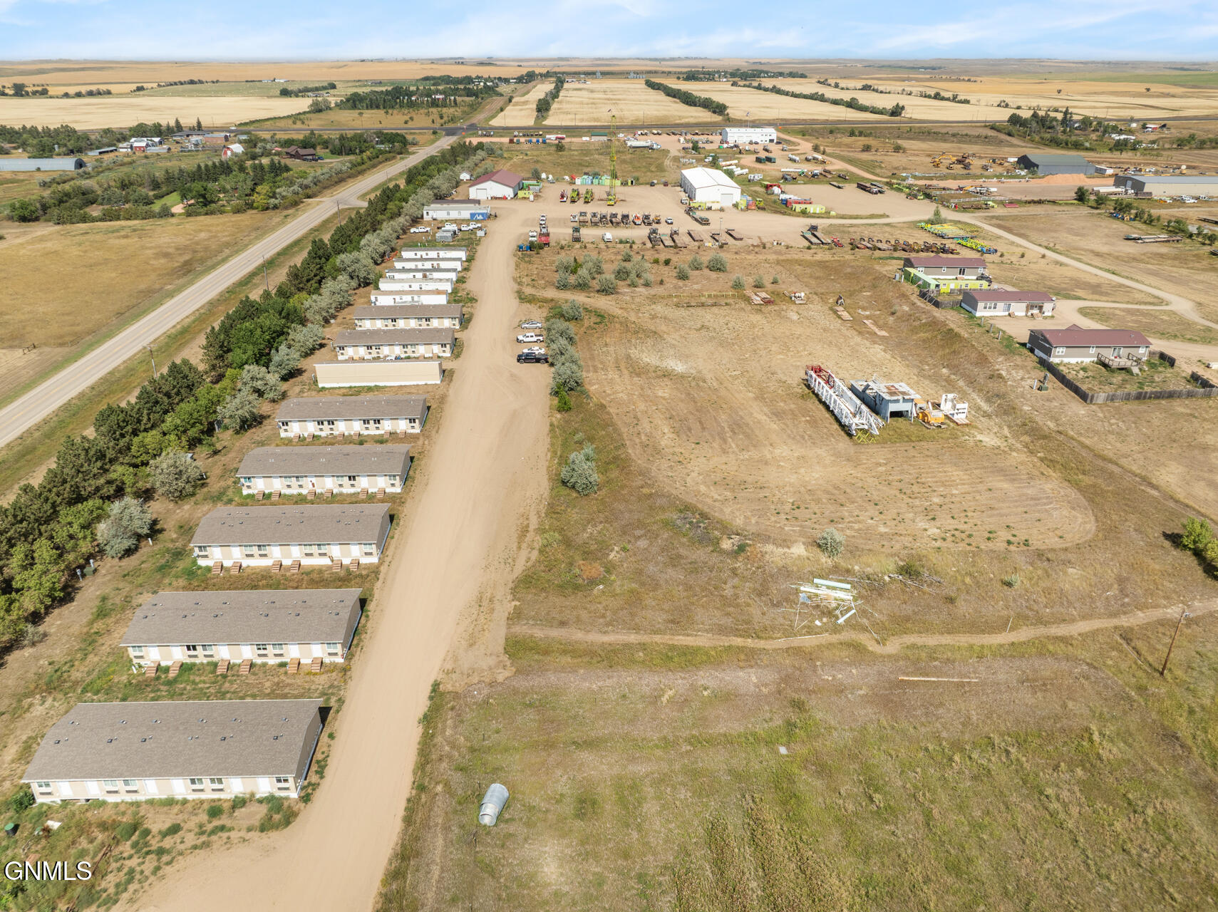 main property photo 94