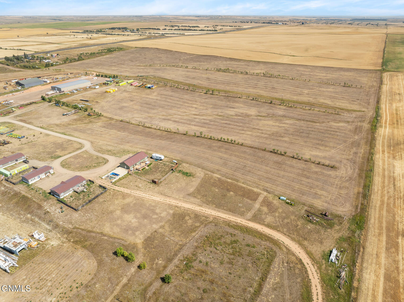 main property photo 95