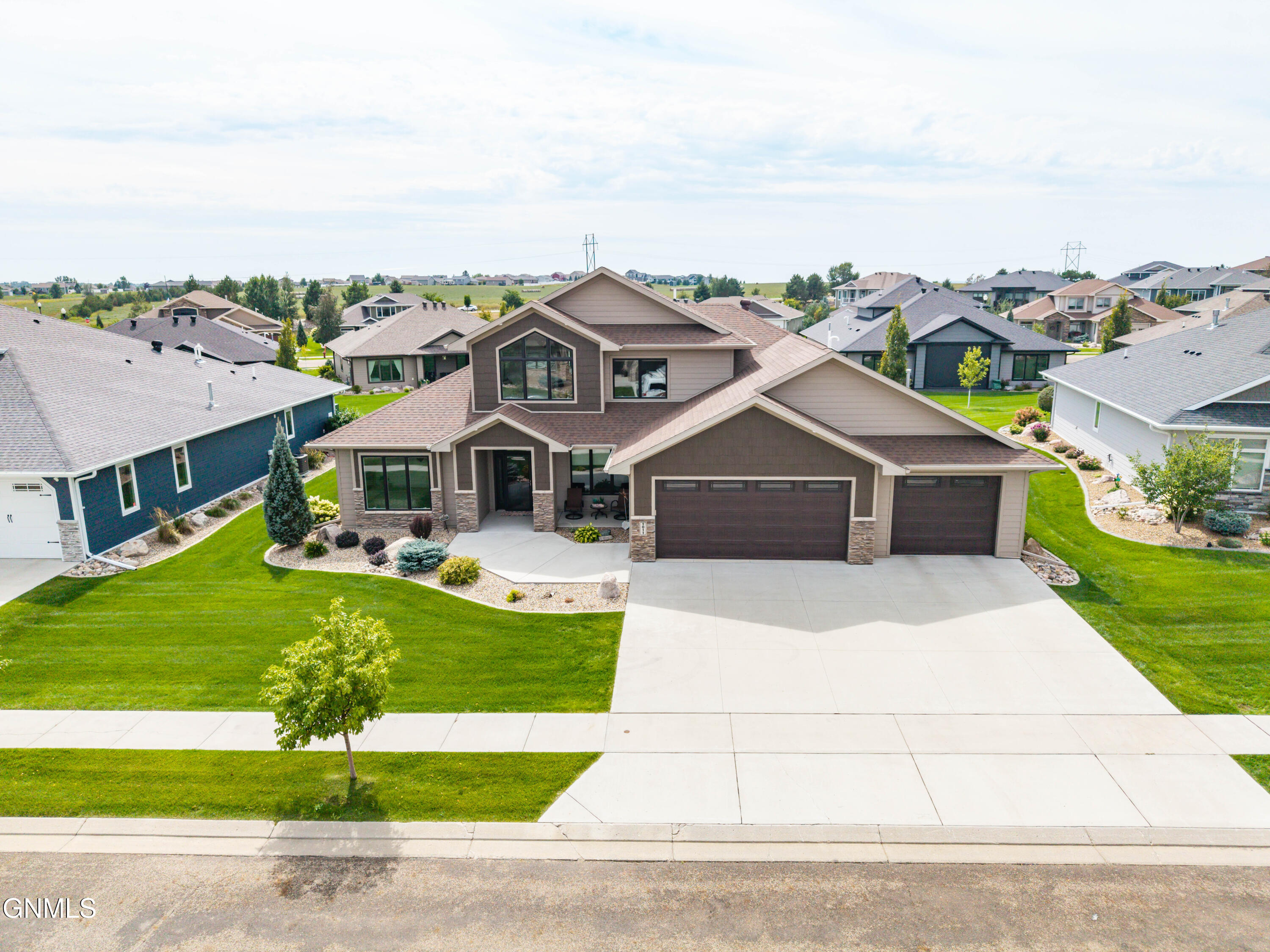 main property photo 49