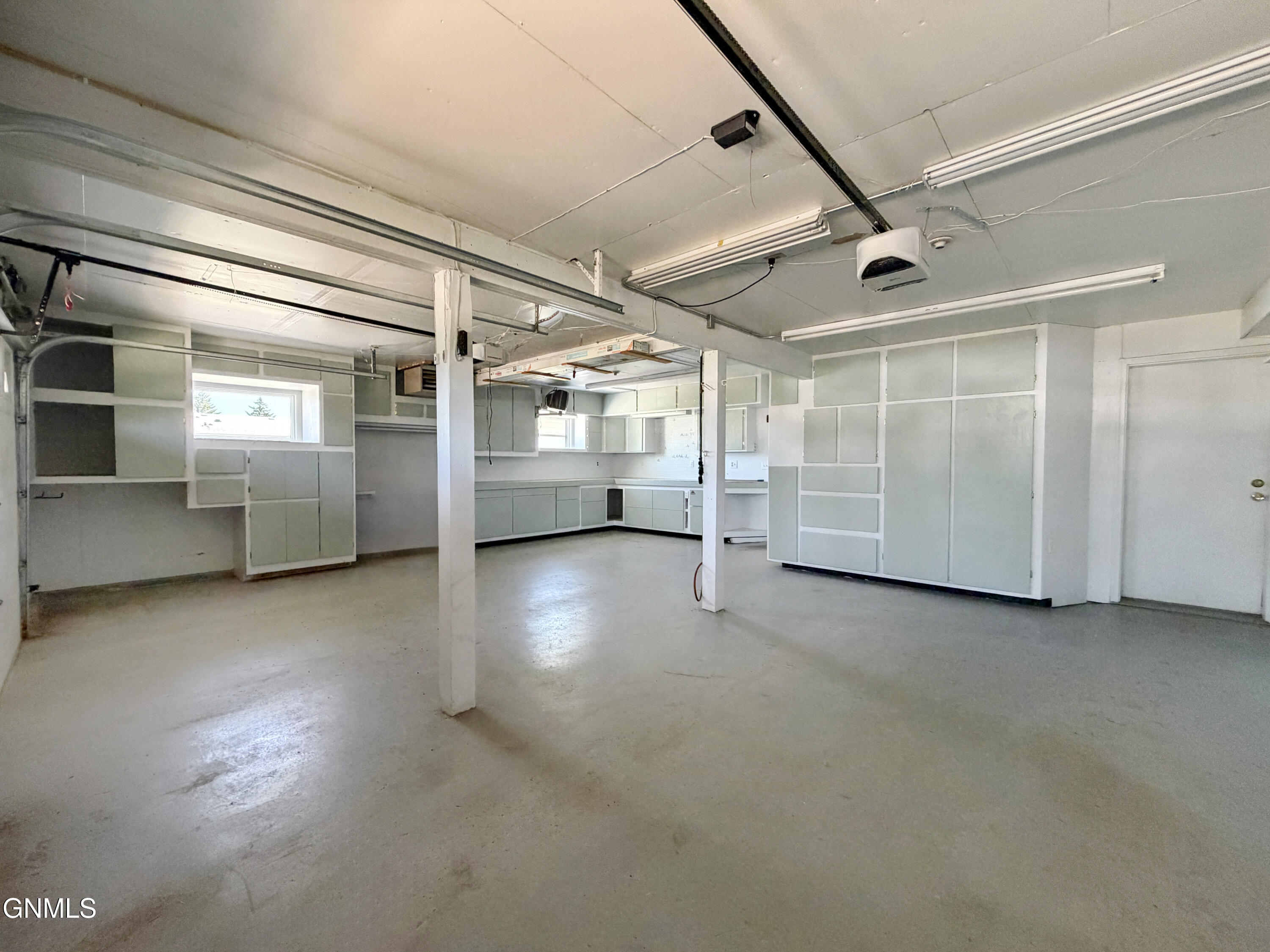 main property photo 57