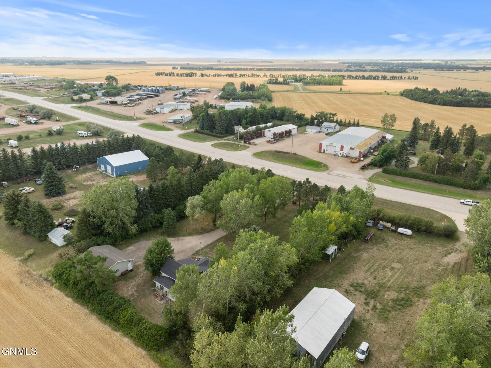 main property photo 15