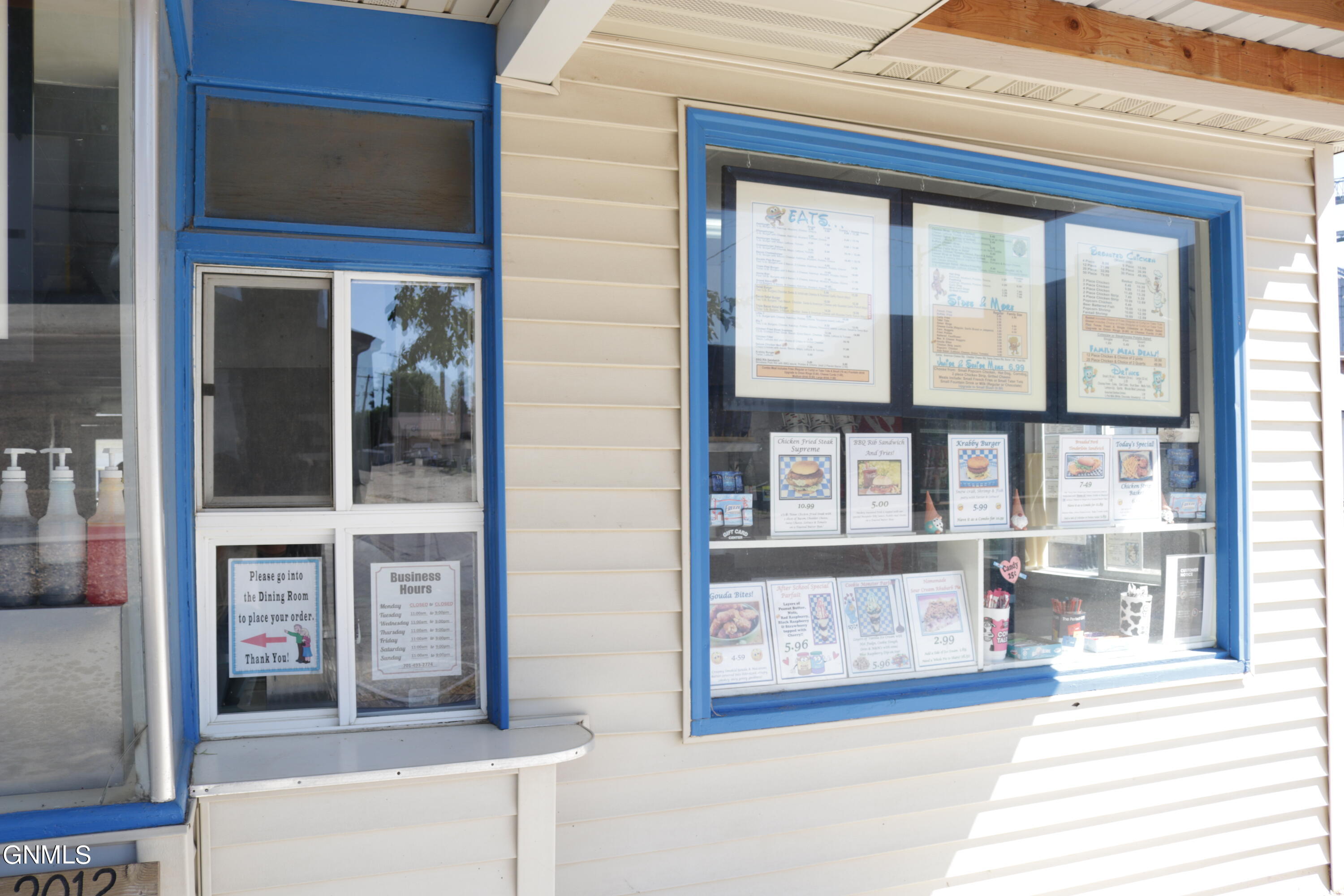 main property photo 2